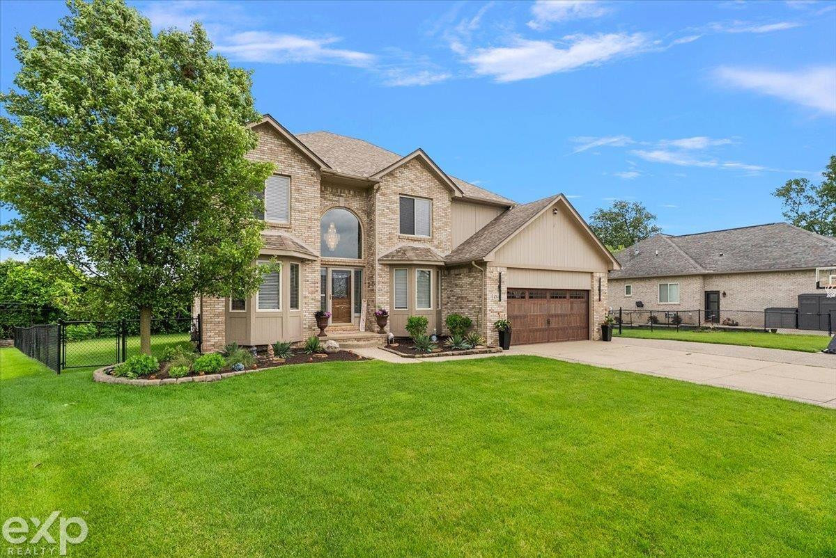47645 Burlingame Drive, New Baltimore, MI 48047 — Photo 4
