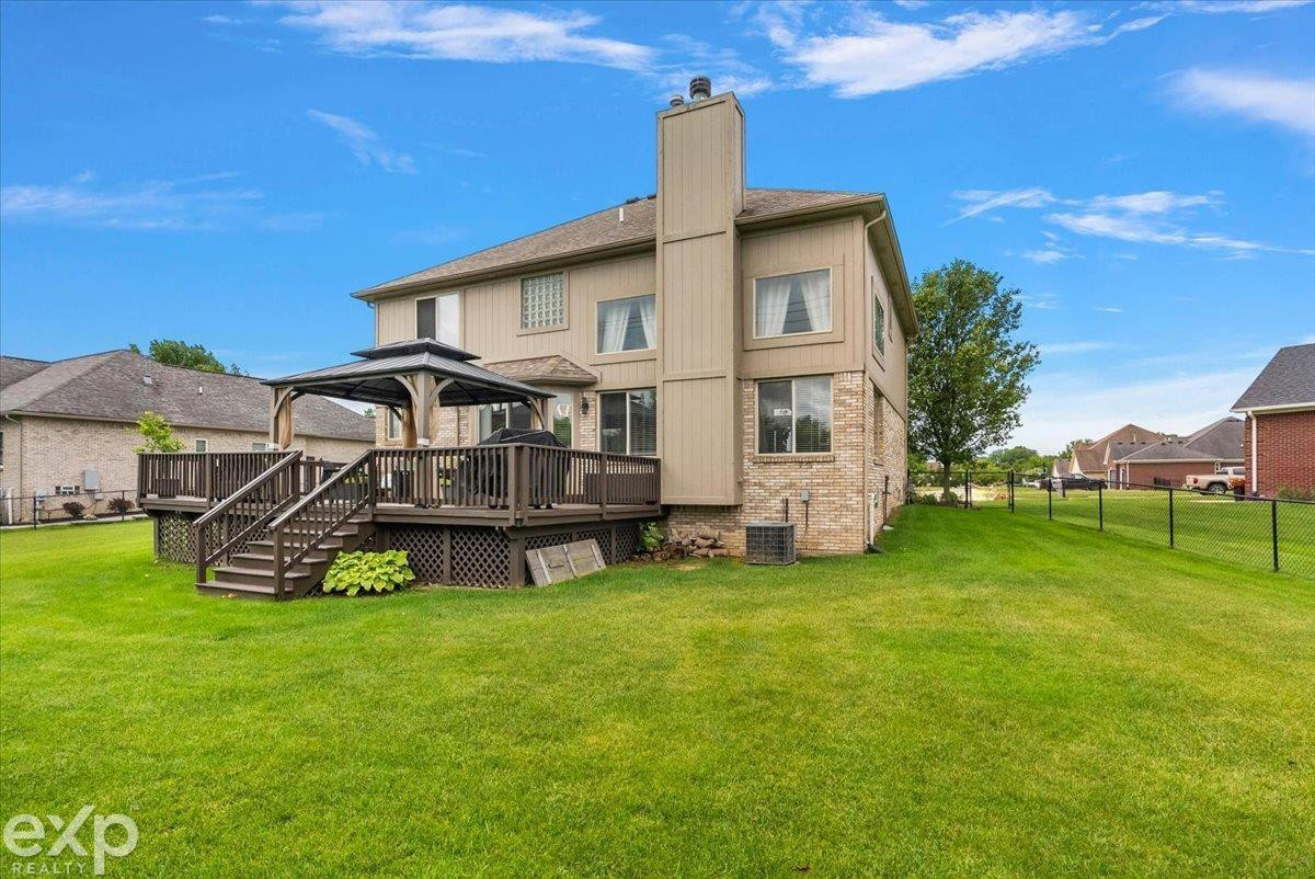 47645 Burlingame Drive, New Baltimore, MI 48047 — Photo 6