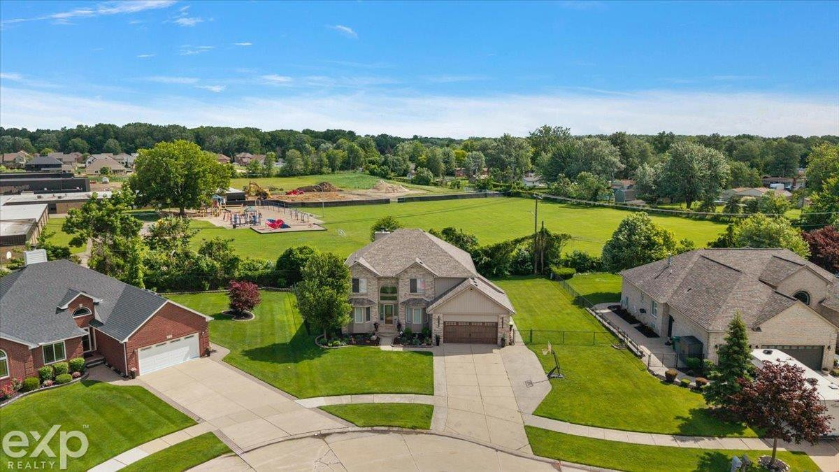 47645 Burlingame Drive, New Baltimore, MI 48047 — Photo 15