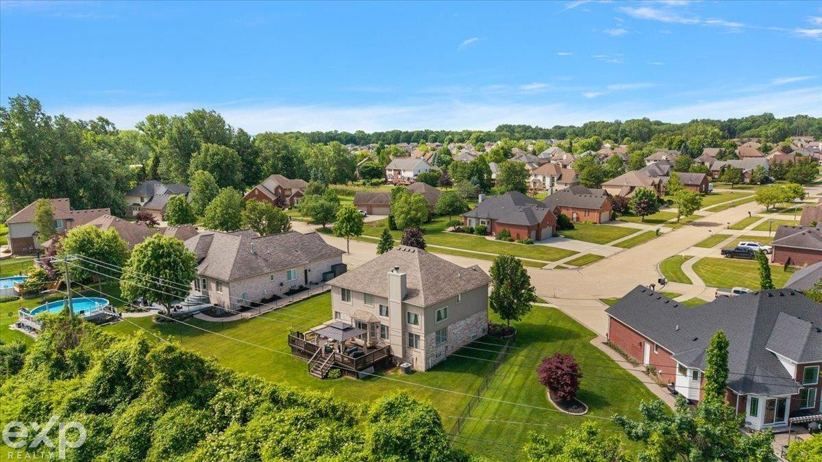 47645 Burlingame Drive, New Baltimore, MI 48047 — Photo 19