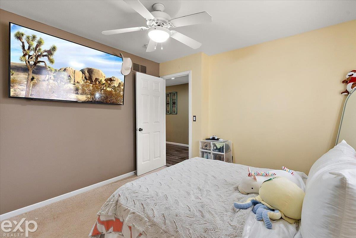 47645 Burlingame Drive, New Baltimore, MI 48047 — Photo 51