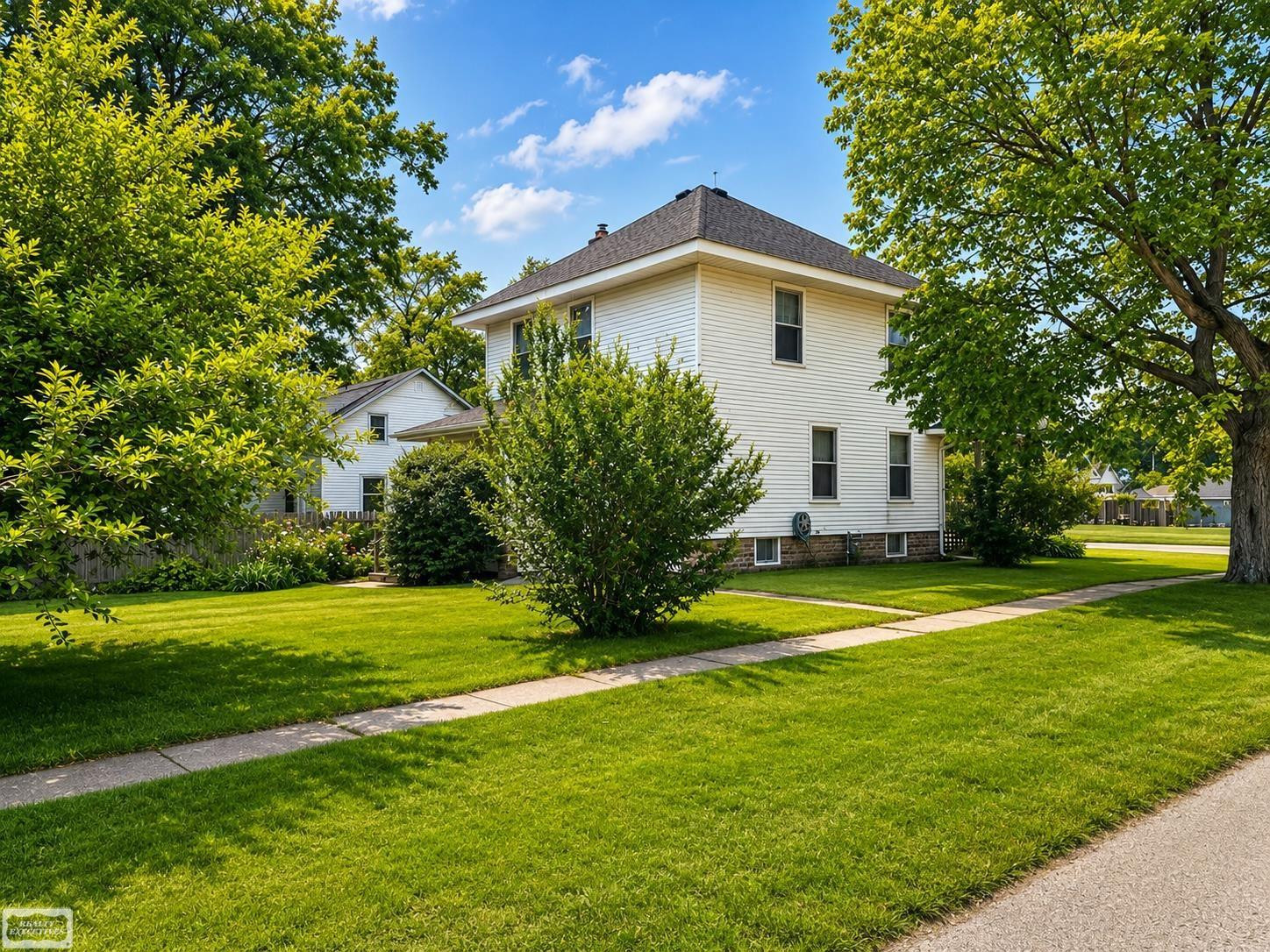 703 Smith Street, Algonac, MI 48001 — Photo 2