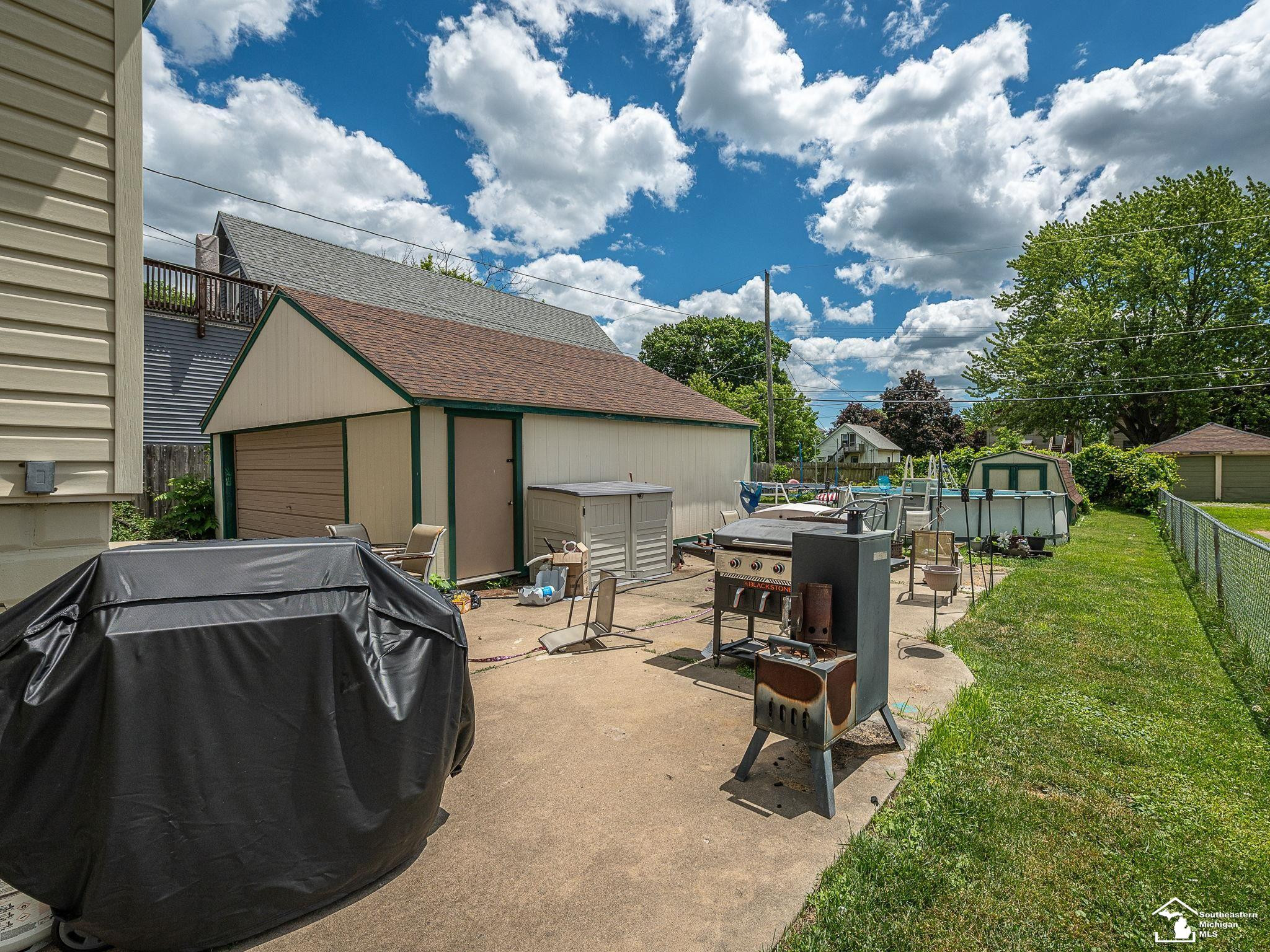 857 Plum Street, Wyandotte, MI 48192 — Photo 27