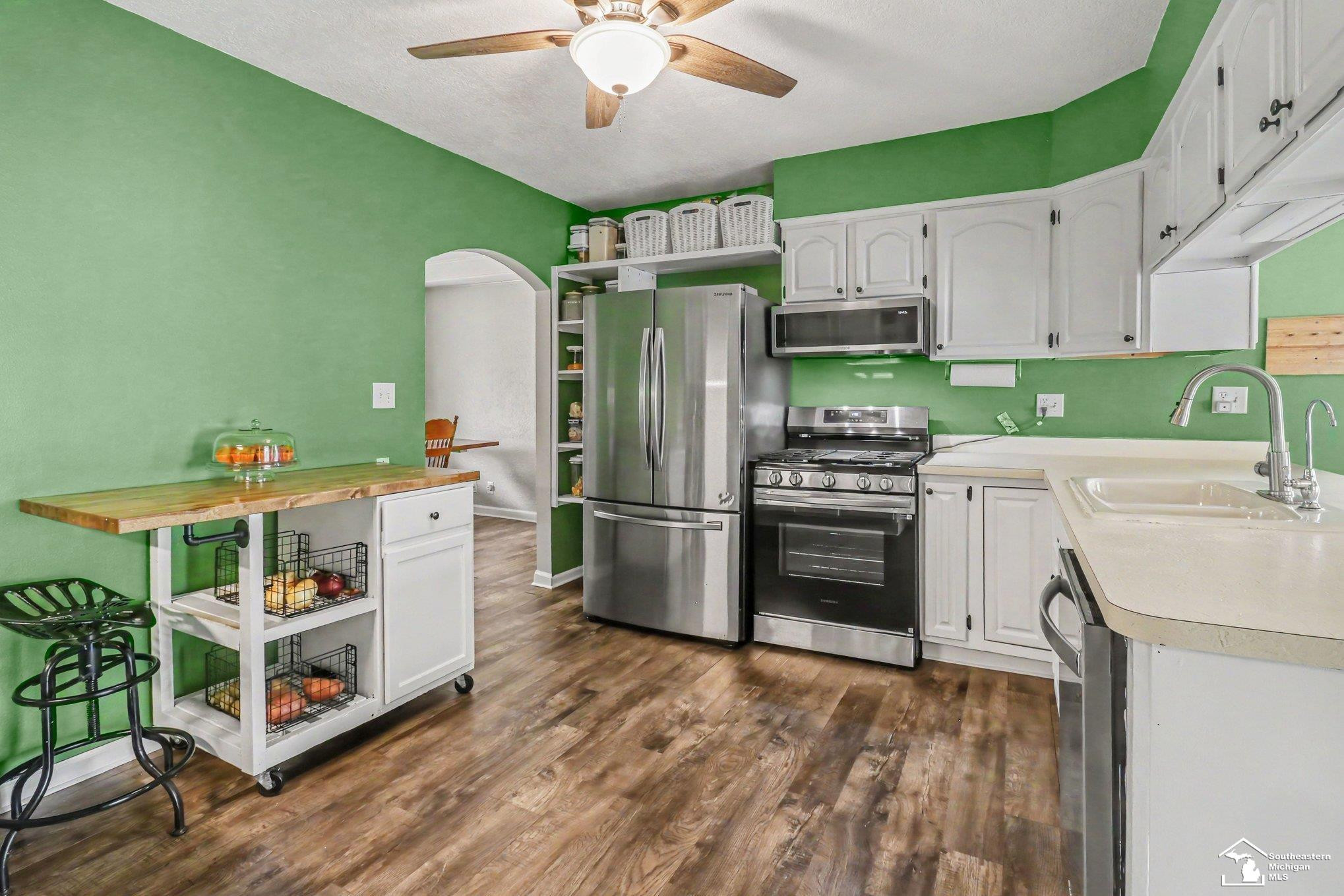51 E Erie Road, Temperance, MI 48182 — Photo 7