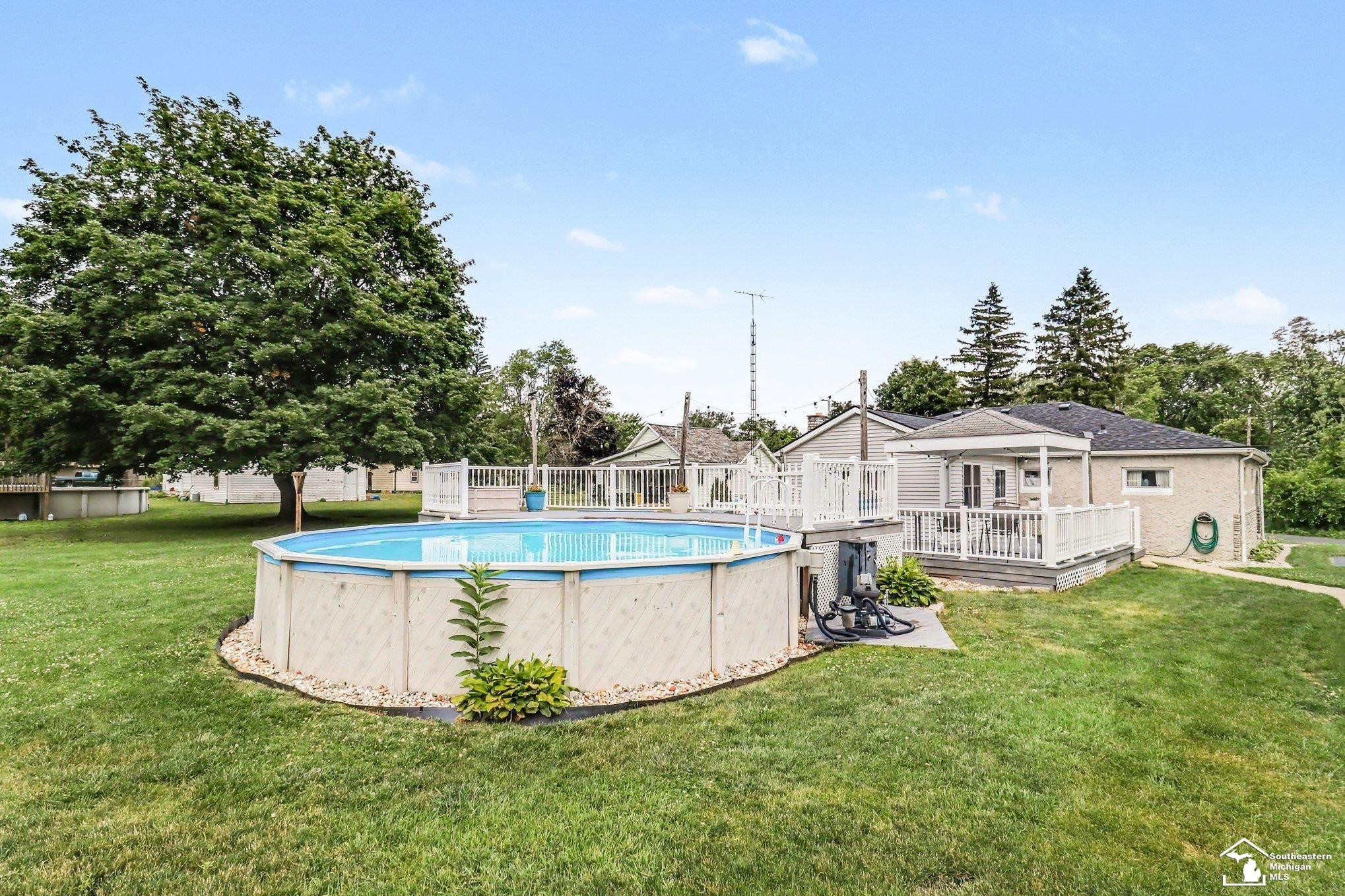 51 E Erie Road, Temperance, MI 48182 — Photo 25