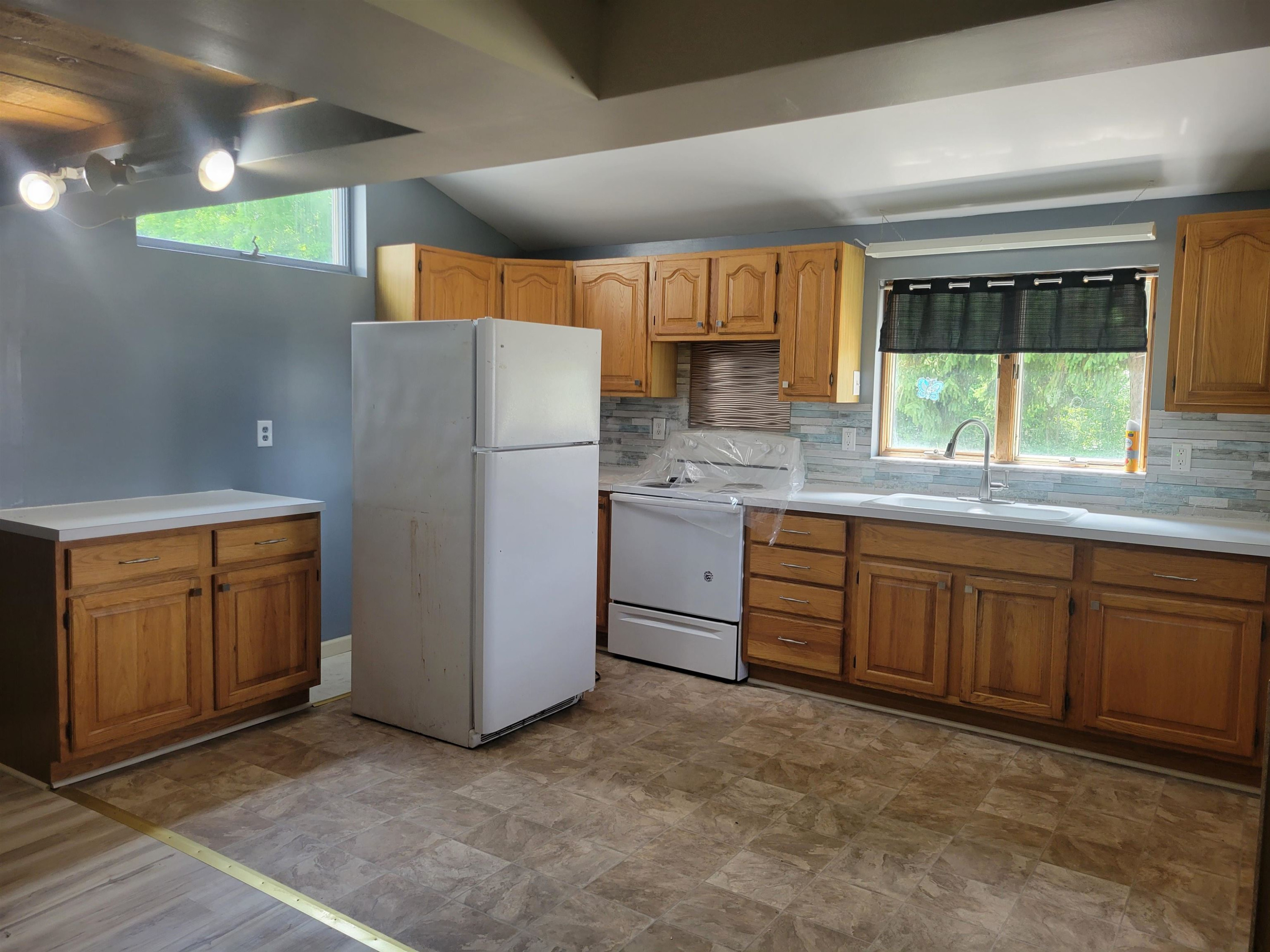 11372 N Linden Road, Clio, MI 48420 — Photo 6