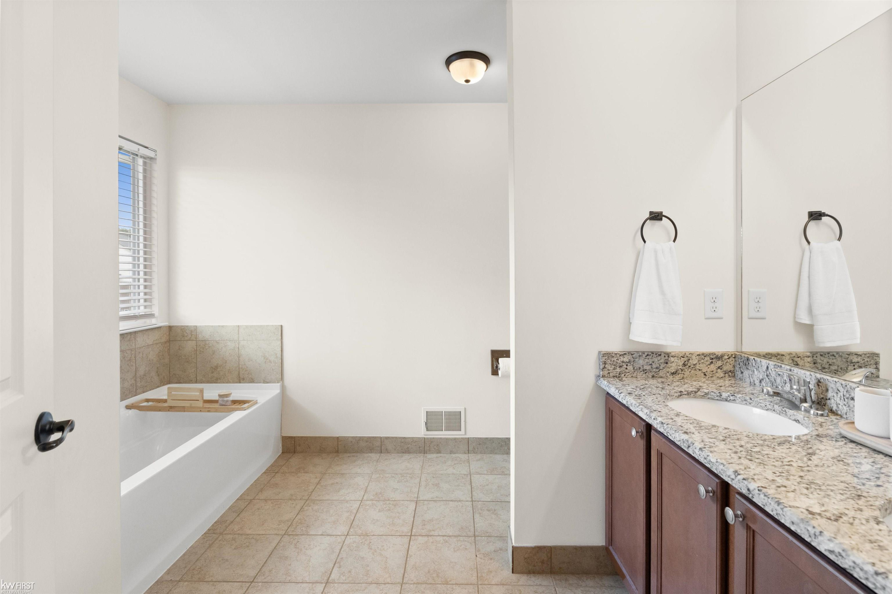 4121 Ash Tree Lane, Howell, MI 48843 — Photo 38