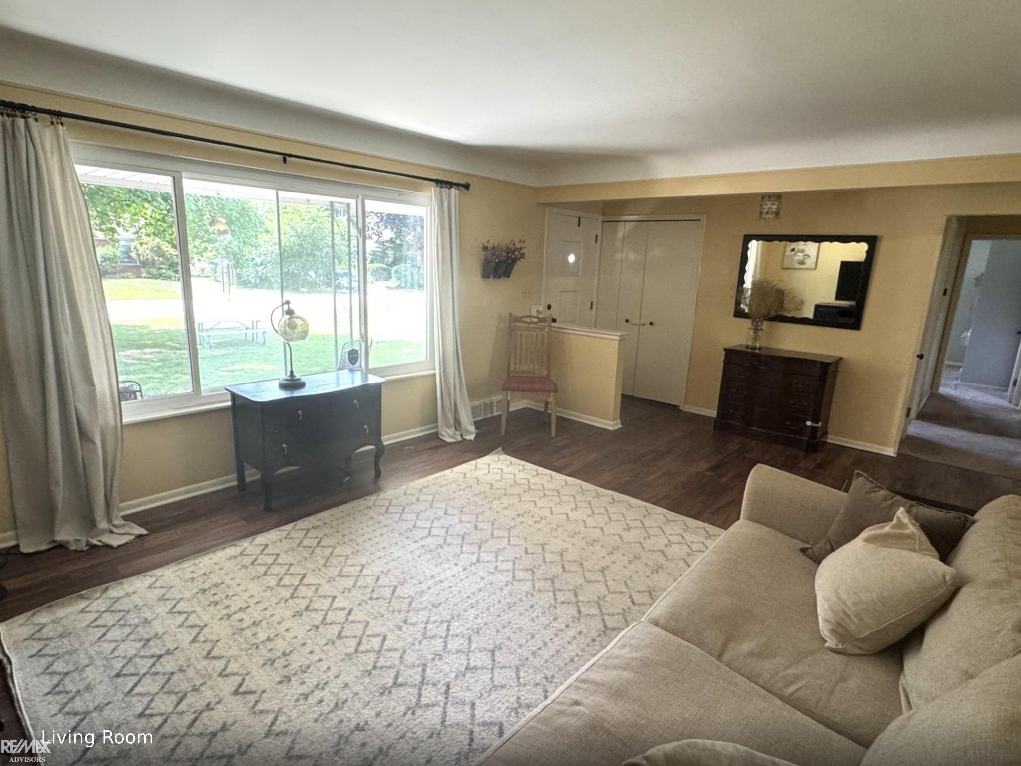 44790 Kemp Street, Sterling Heights, MI 48314 — Photo 3