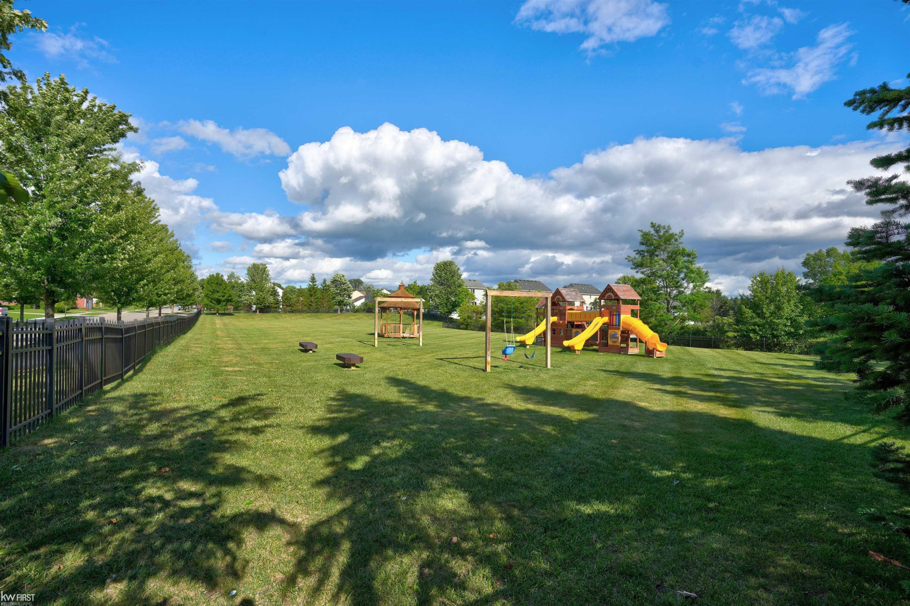 4121 Ash Tree Lane, Howell, MI 48843 — Photo 68