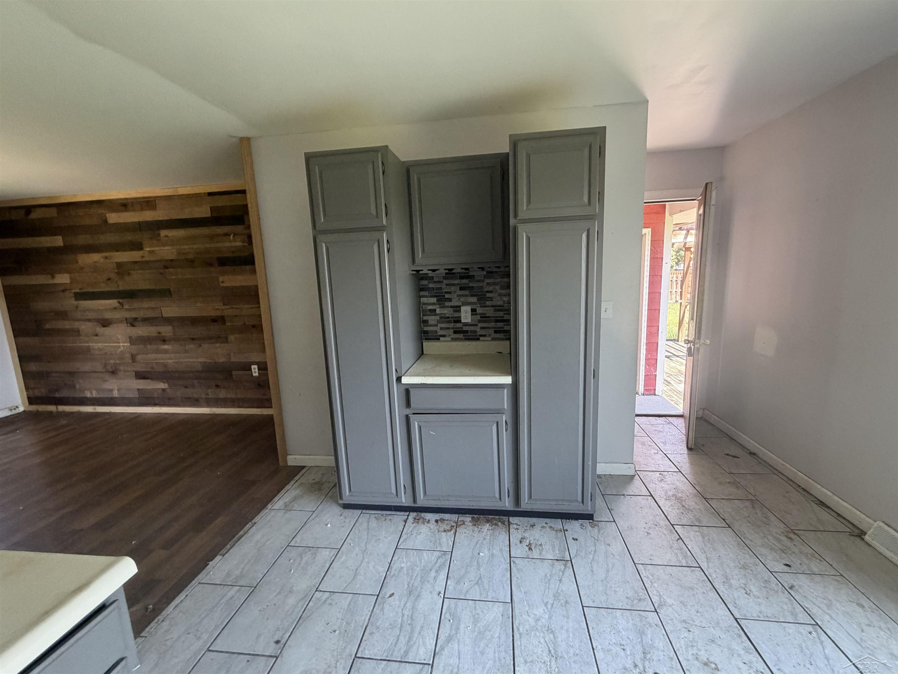9881 Meadow Lane, Farwell, MI 48642 — Photo 8
