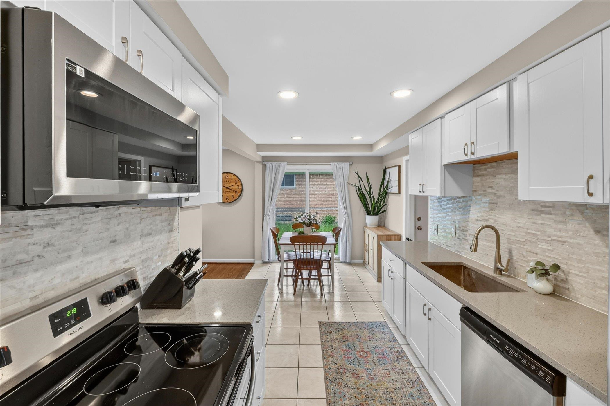 5845 OLYMPIC Parkway, Waterford, MI 48329 — Photo 16