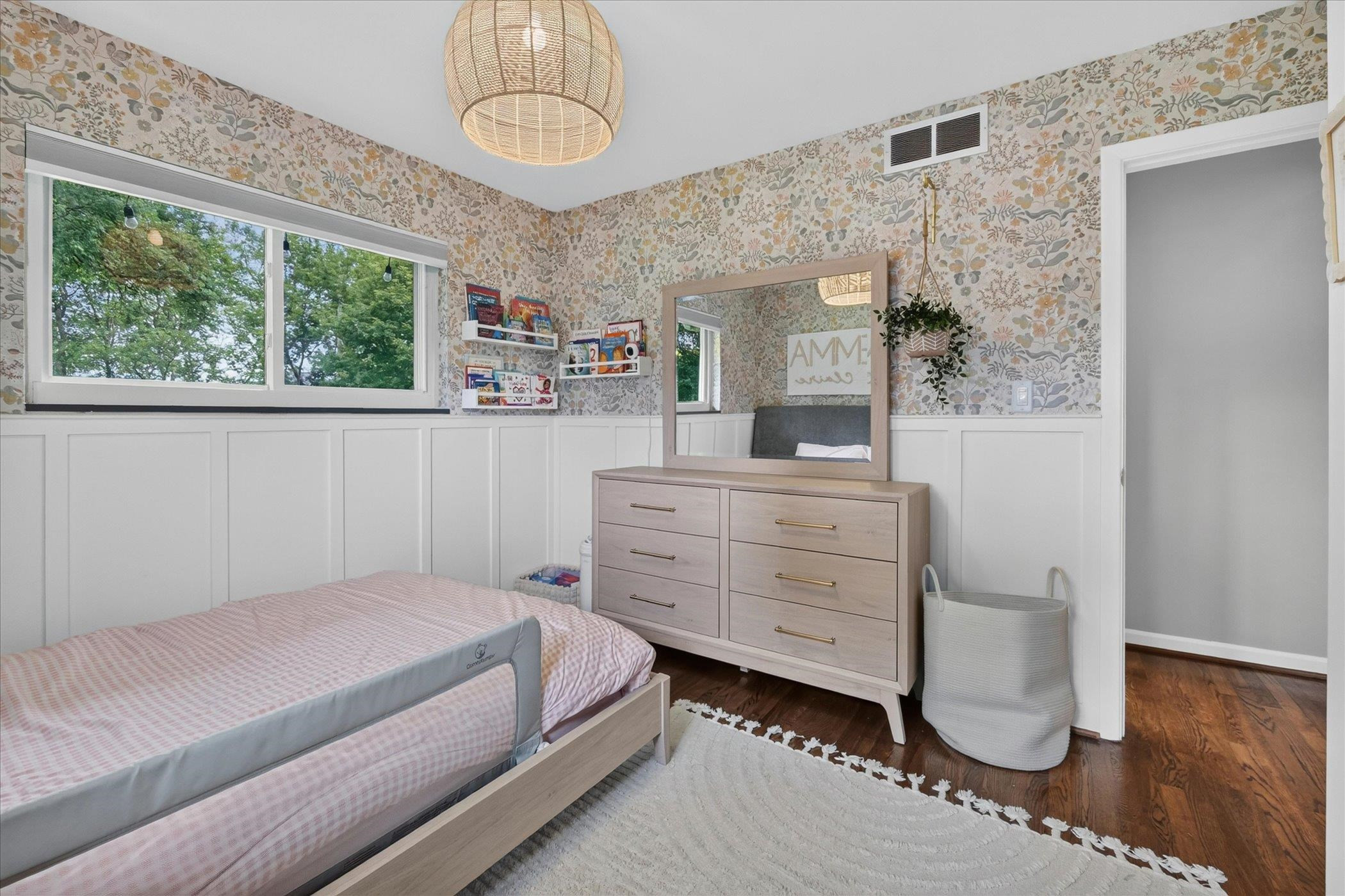 5845 OLYMPIC Parkway, Waterford, MI 48329 — Photo 25