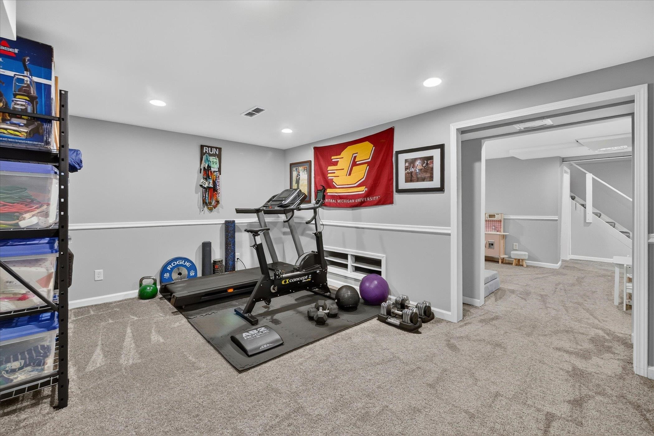 5845 OLYMPIC Parkway, Waterford, MI 48329 — Photo 33