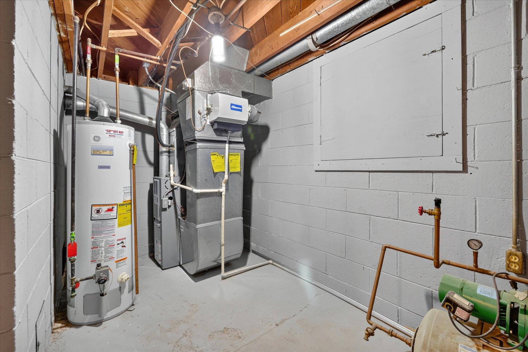 5845 OLYMPIC Parkway, Waterford, MI 48329 — Photo 34