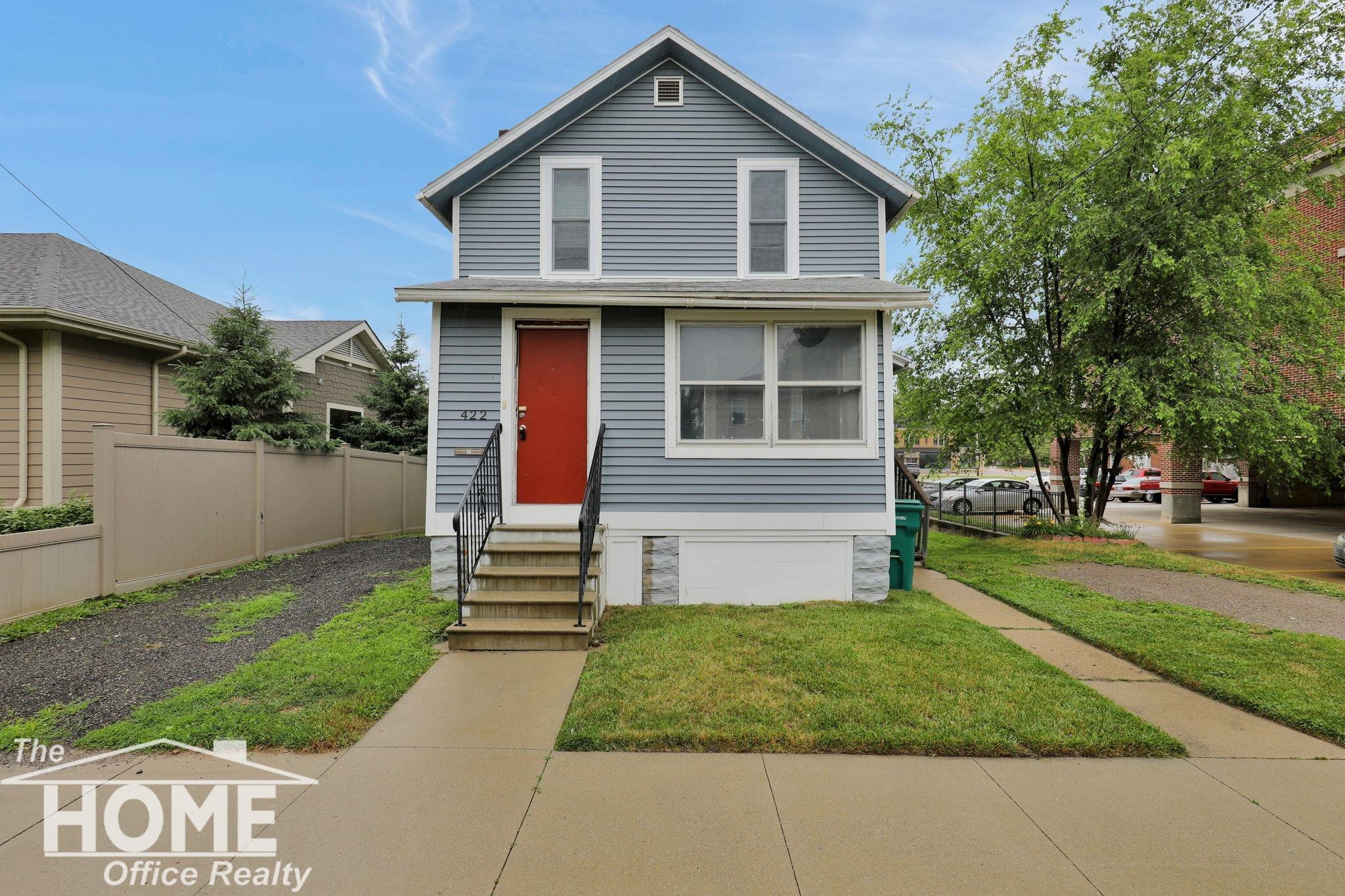 422 Clinton Street, Owosso, MI 48867 — front exterior