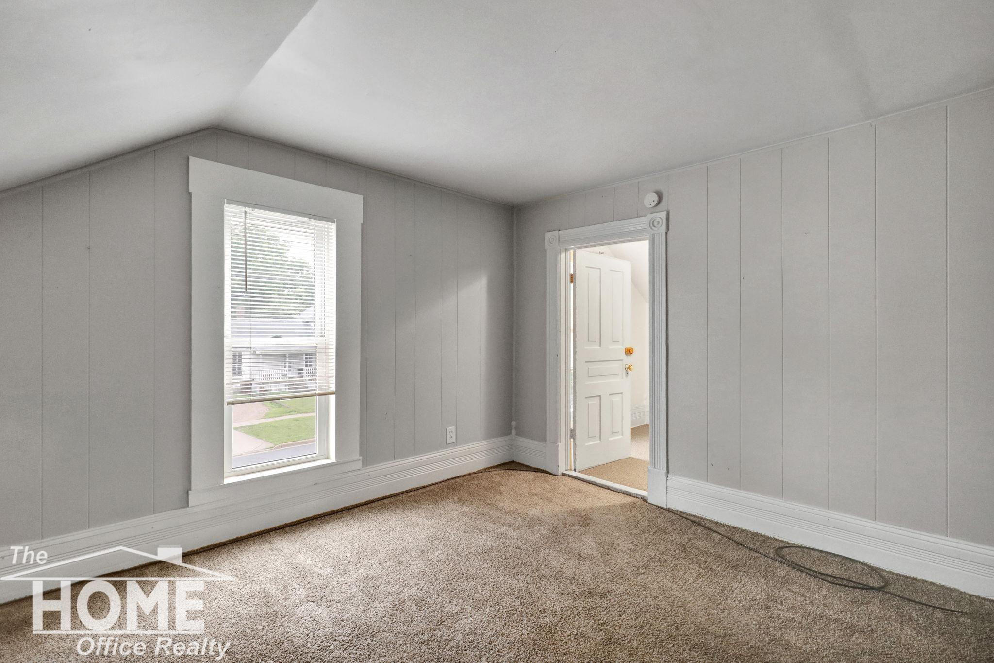 422 Clinton Street, Owosso, MI 48867 — Photo 9