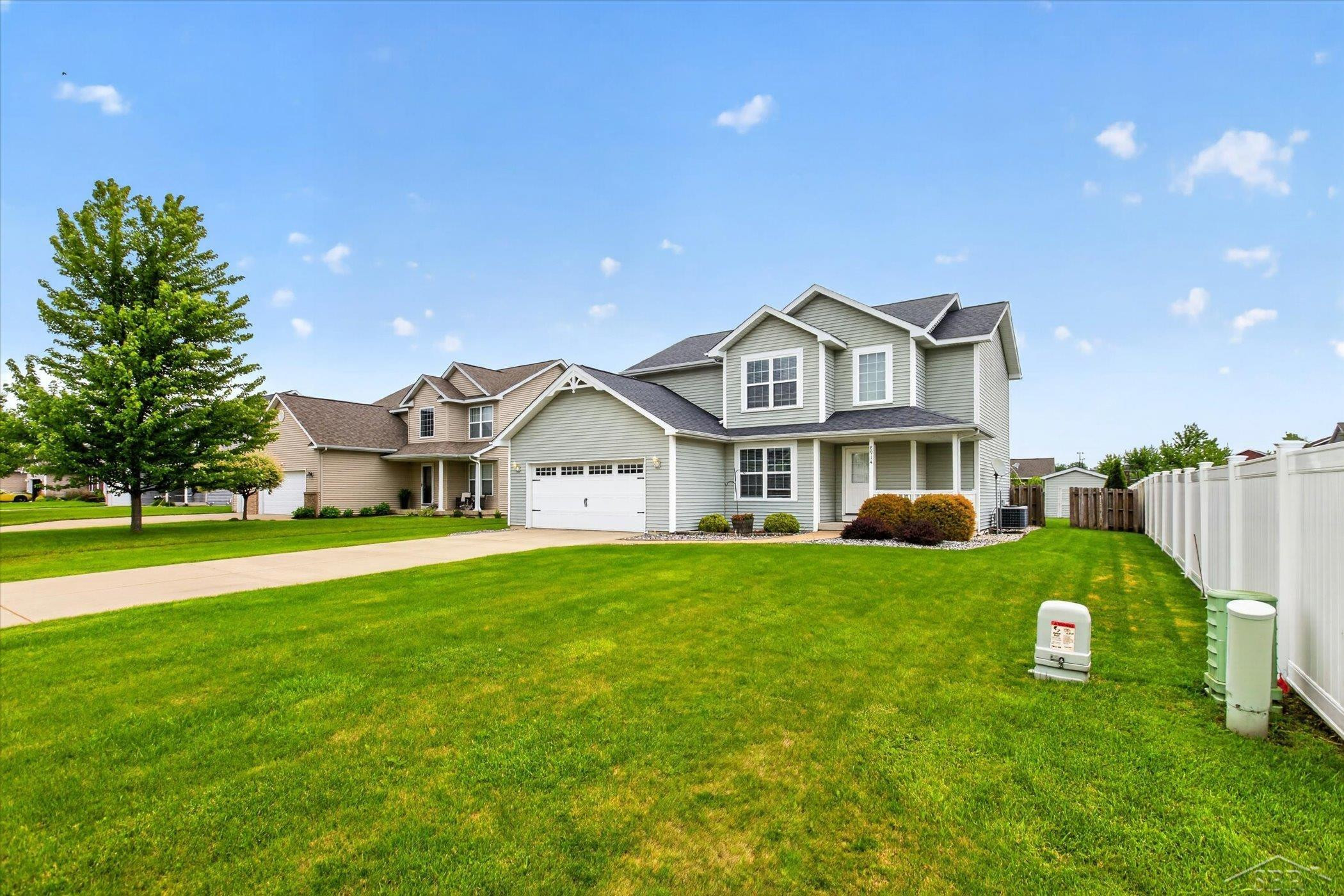 8914 Cottonwood Drive, Freeland, MI 48623 — Photo 32