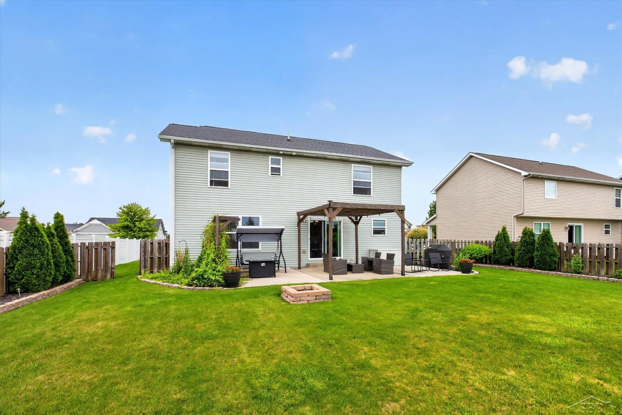 8914 Cottonwood Drive, Freeland, MI 48623 — Photo 38