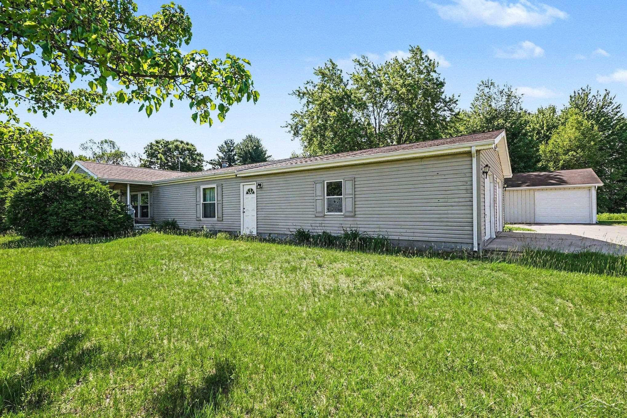 12725 Baldwin Drive, Chesaning, MI 48616 — Photo 3