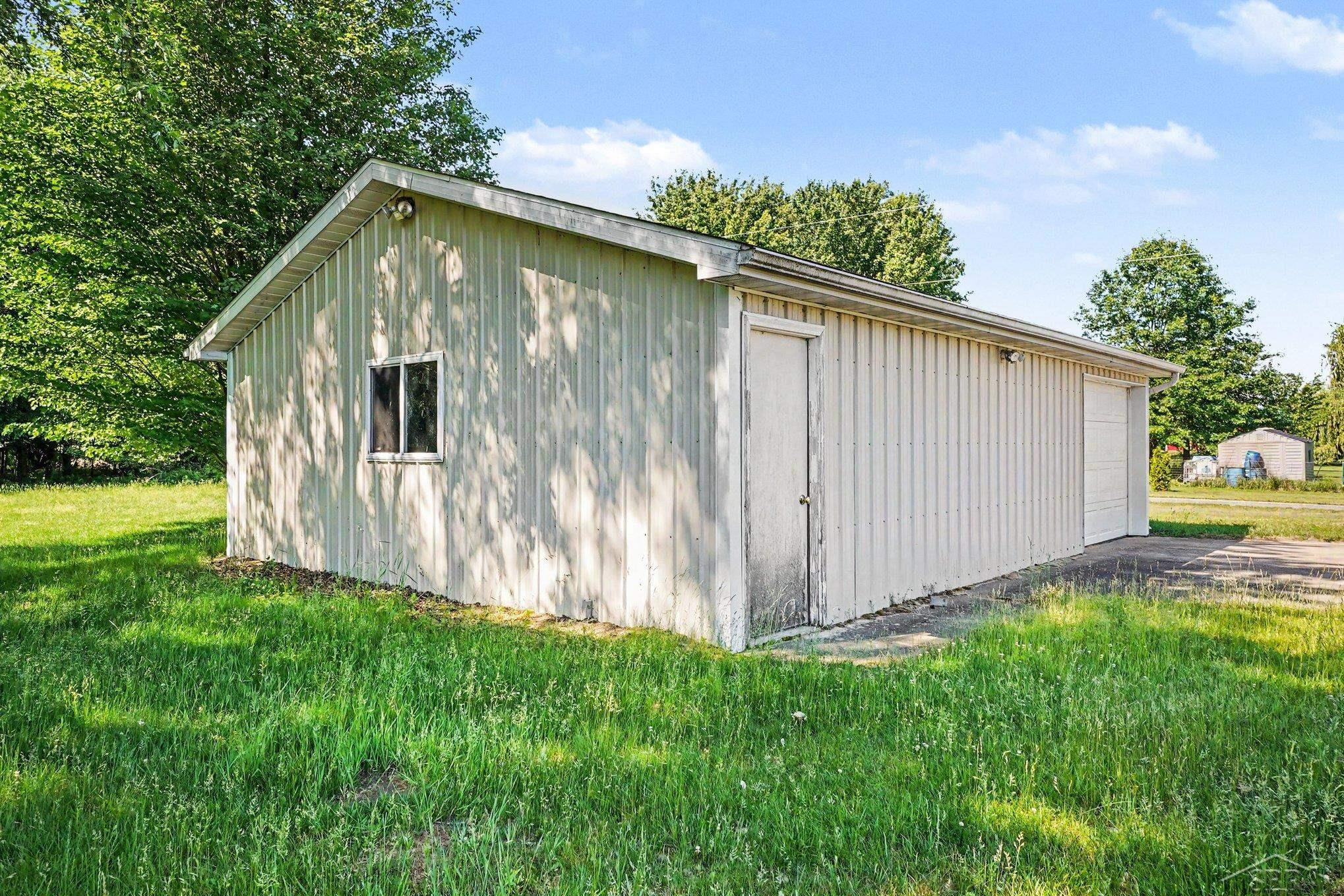 12725 Baldwin Drive, Chesaning, MI 48616 — Photo 18