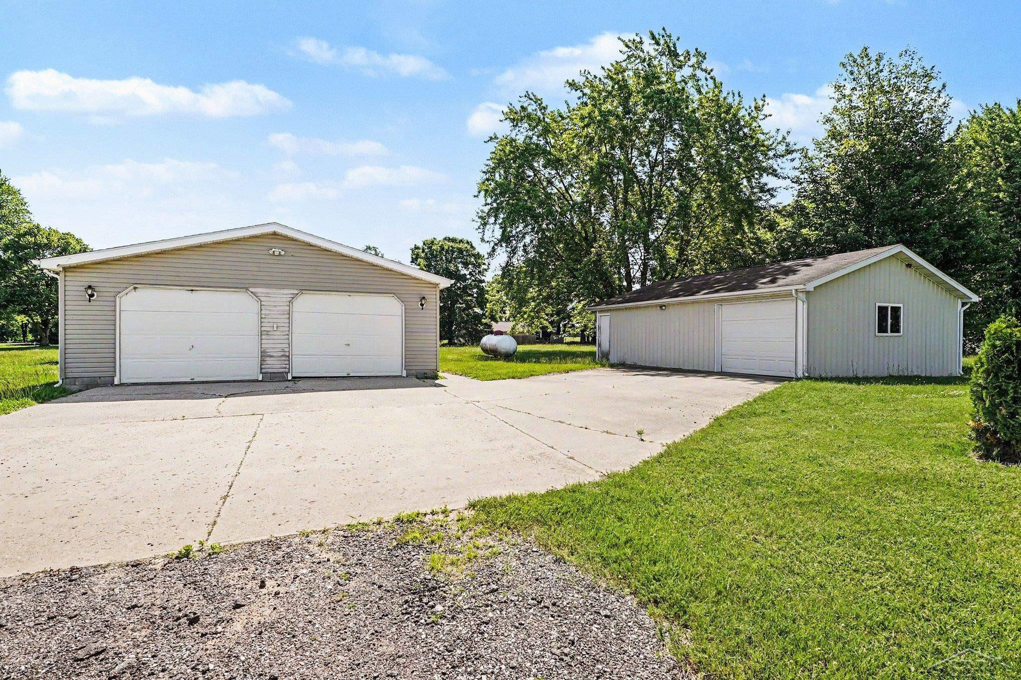 12725 Baldwin Drive, Chesaning, MI 48616 — Photo 21