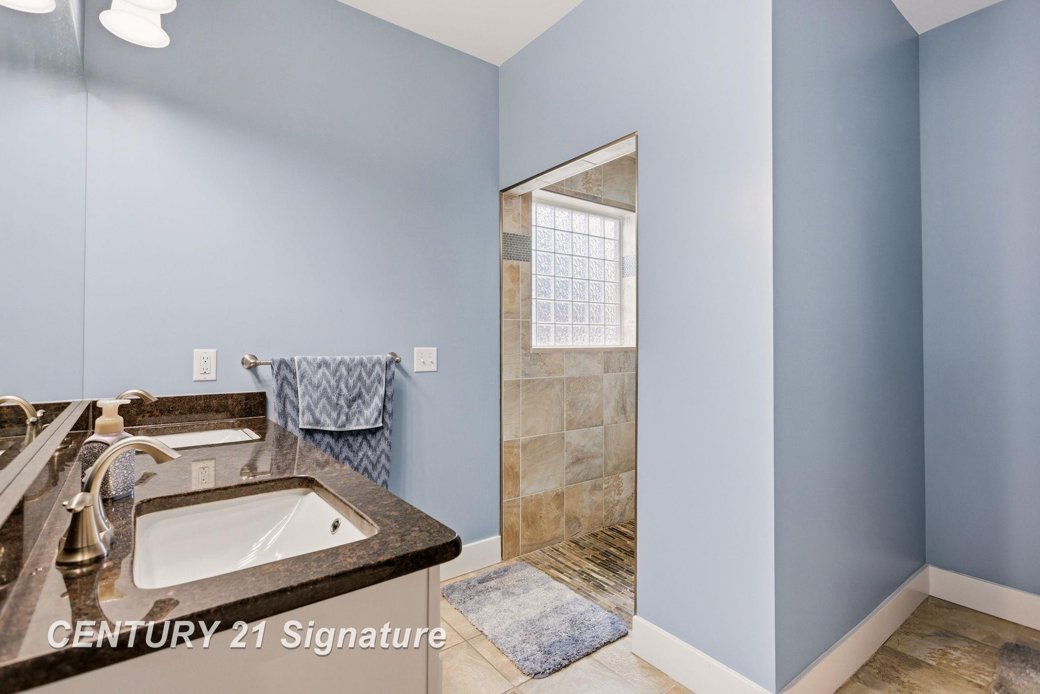 5178 Pebblestone Lane, Saginaw, MI 48603 — Photo 29