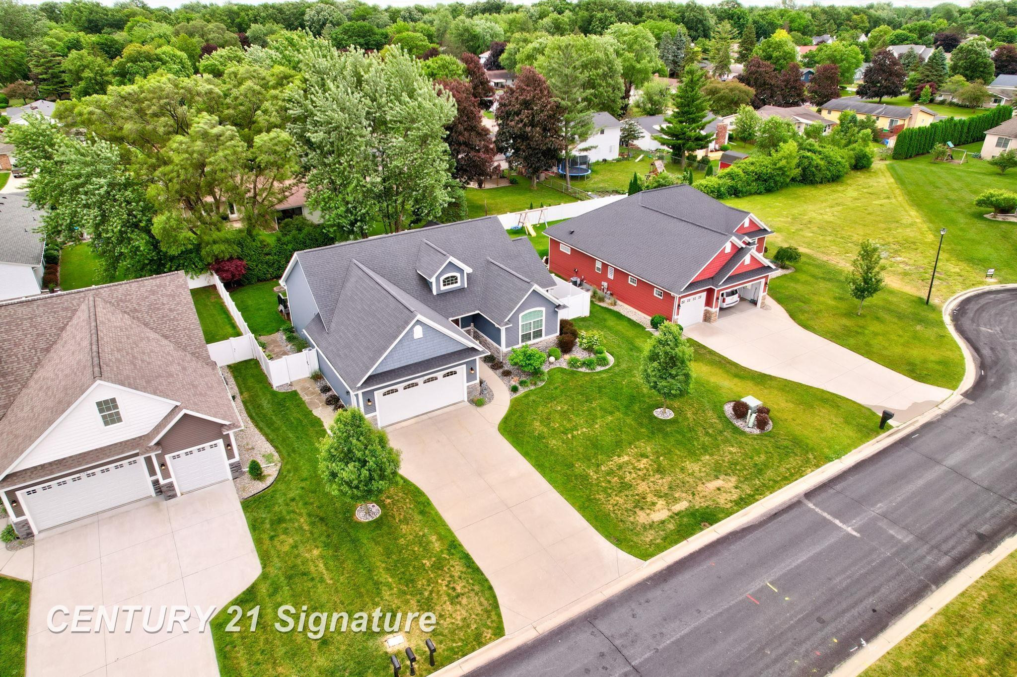 5178 Pebblestone Lane, Saginaw, MI 48603 — Photo 56
