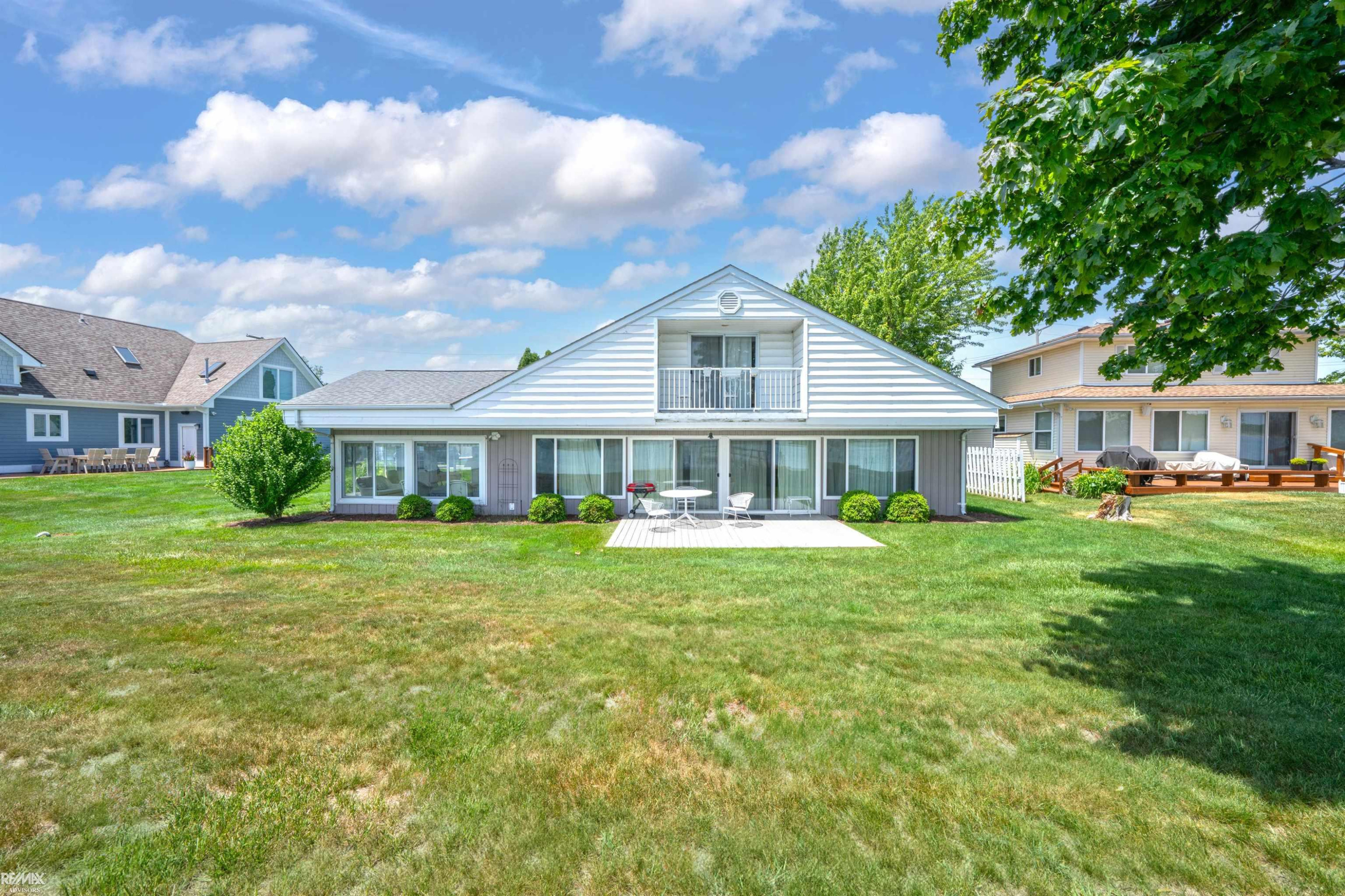 8563 South Channel Drive, MI 48028 — Photo 3
