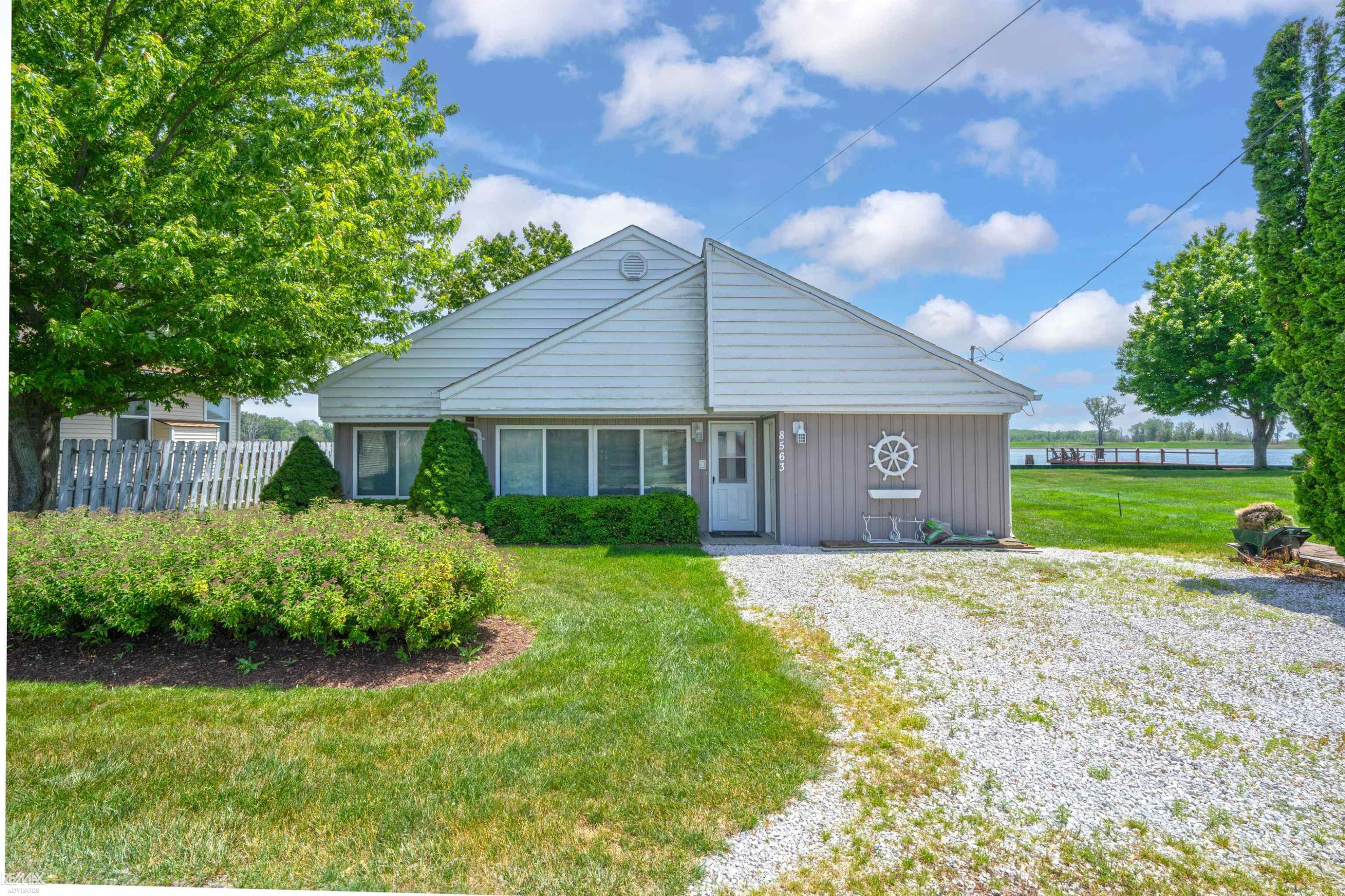 8563 South Channel Drive, MI 48028 — Photo 6