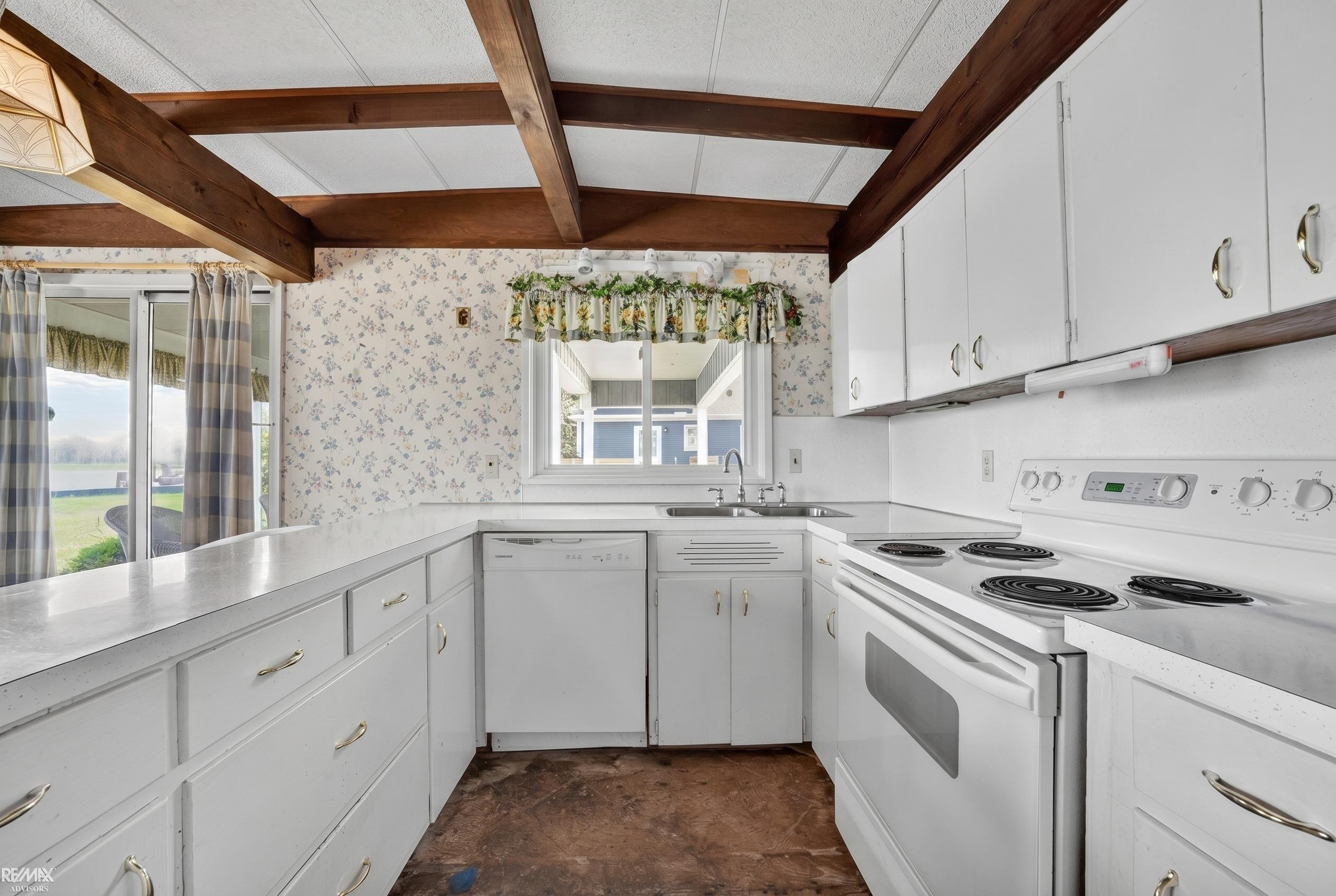 8563 South Channel Drive, MI 48028 — Photo 15