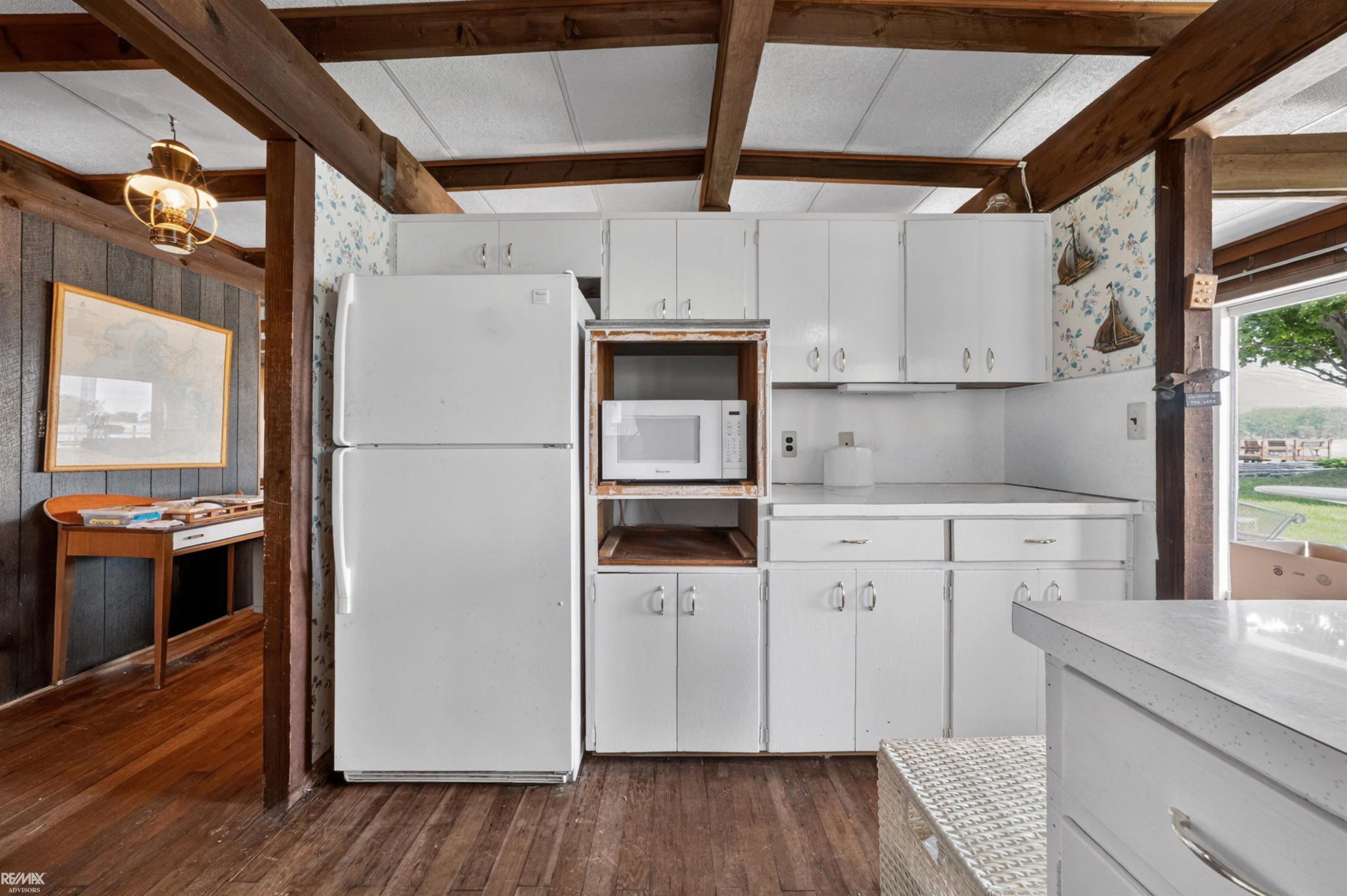 8563 South Channel Drive, MI 48028 — Photo 20