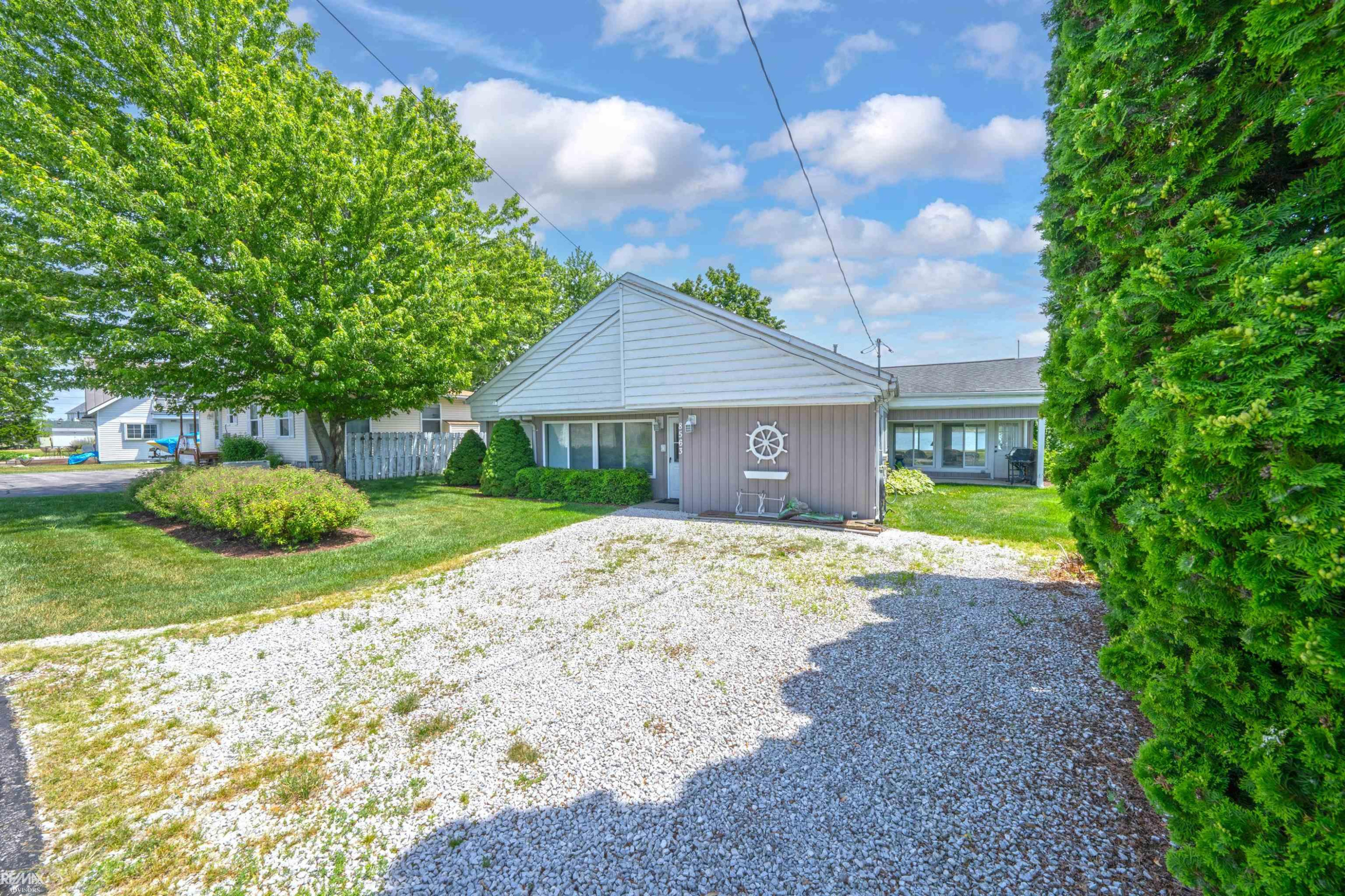 8563 South Channel Drive, MI 48028 — Photo 33