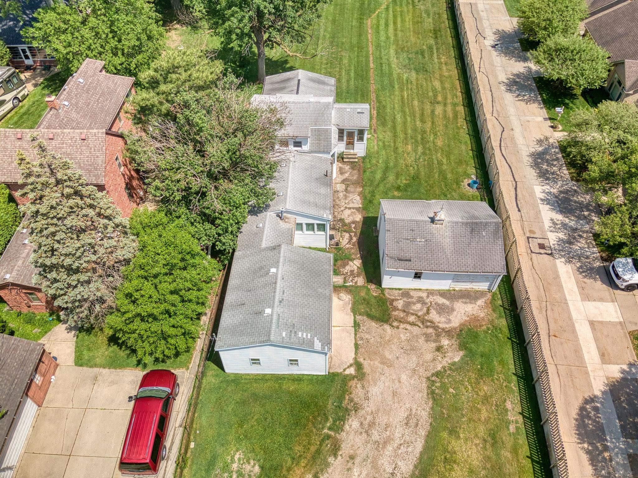 26800 Koerber Street, Saint Clair Shores, MI 48081 — Photo 4