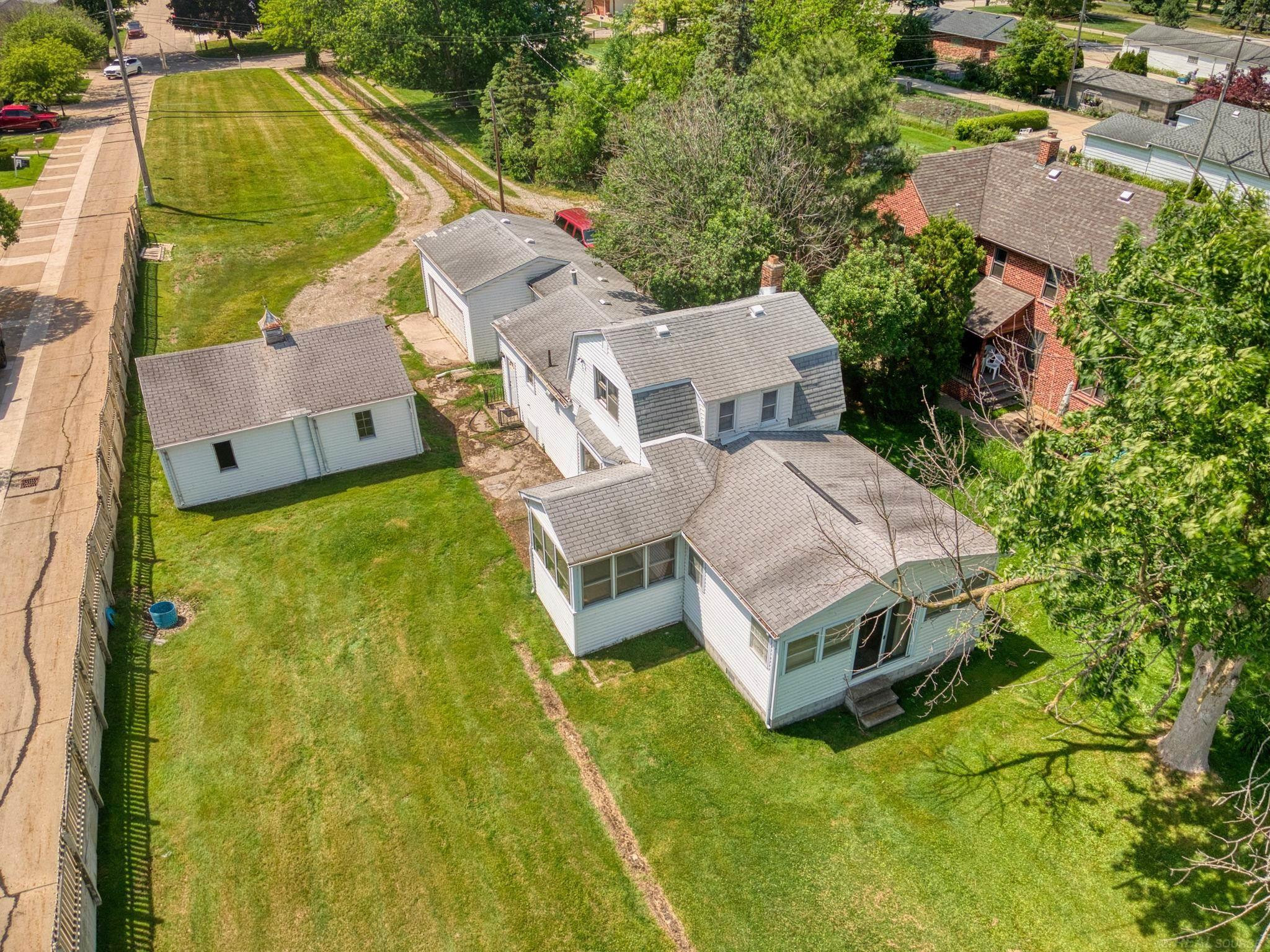 26800 Koerber Street, Saint Clair Shores, MI 48081 — Photo 5