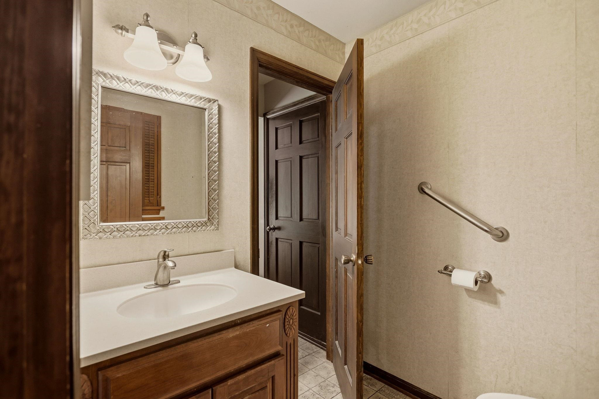 577 E Franconian Drive, Frankenmuth, MI 48734 — Photo 27