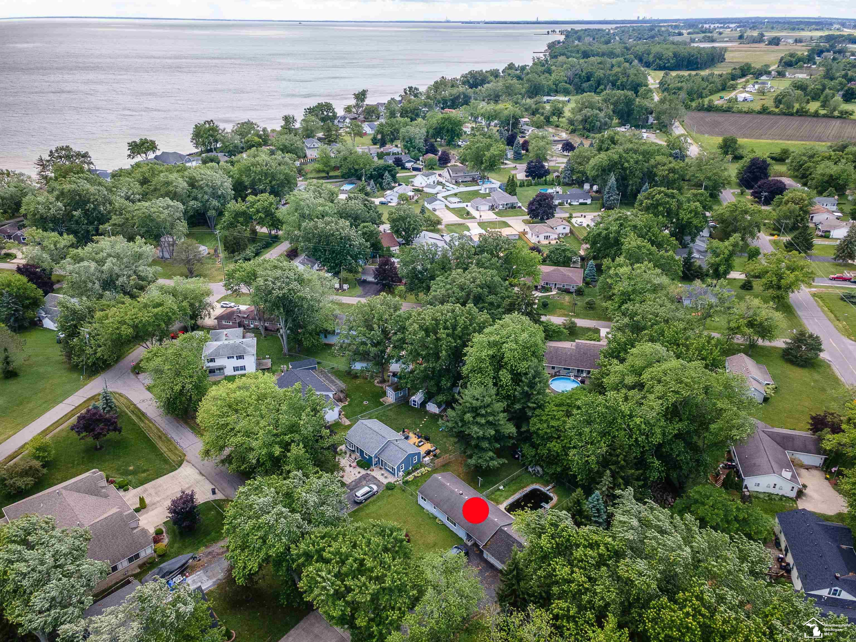 7701 Southmoor Drive, Monroe, MI 48161 — Photo 4