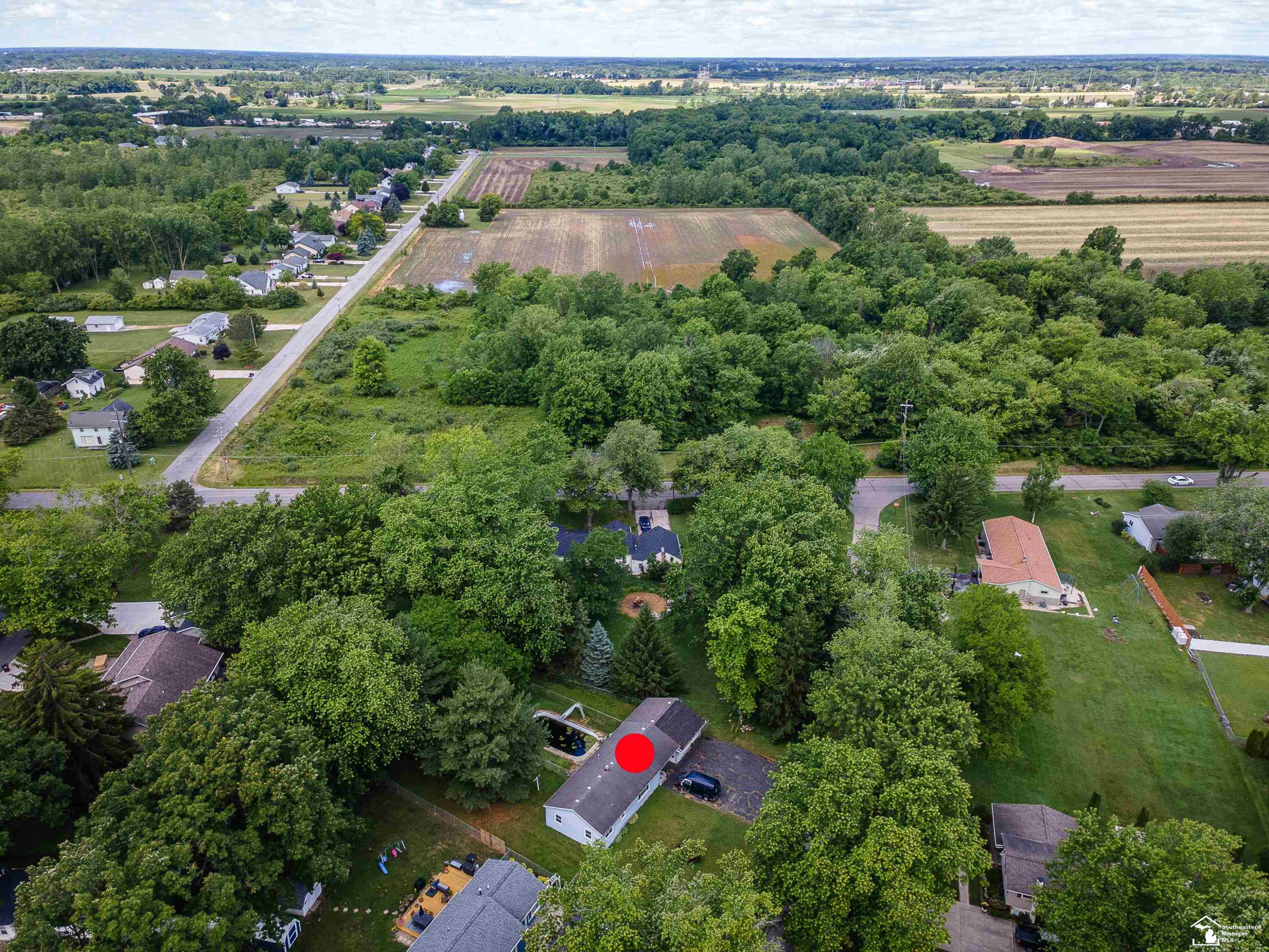 7701 Southmoor Drive, Monroe, MI 48161 — Photo 11