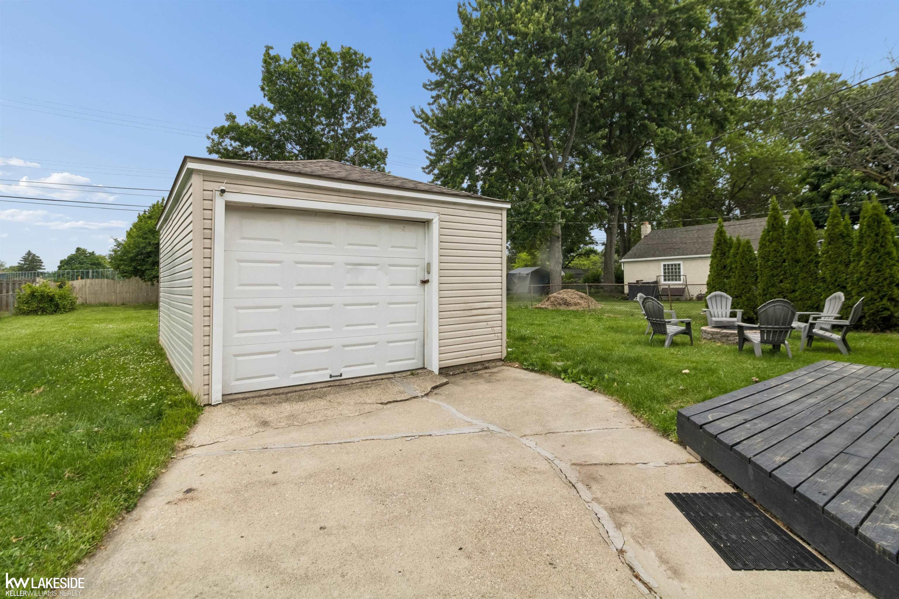 229 N Wilson Boulevard, Mount Clemens, MI 48043 — Photo 15