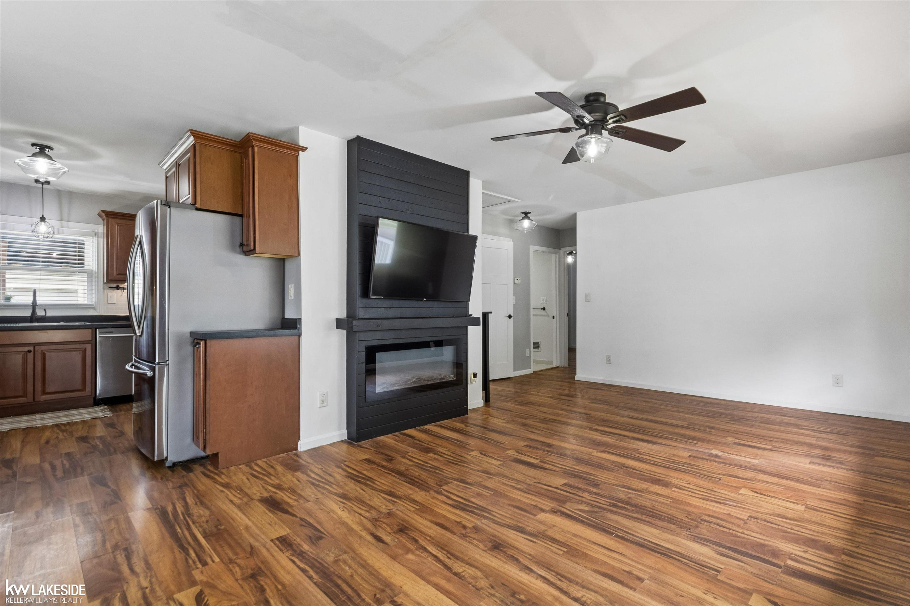 229 N Wilson Boulevard, Mount Clemens, MI 48043 — Photo 17