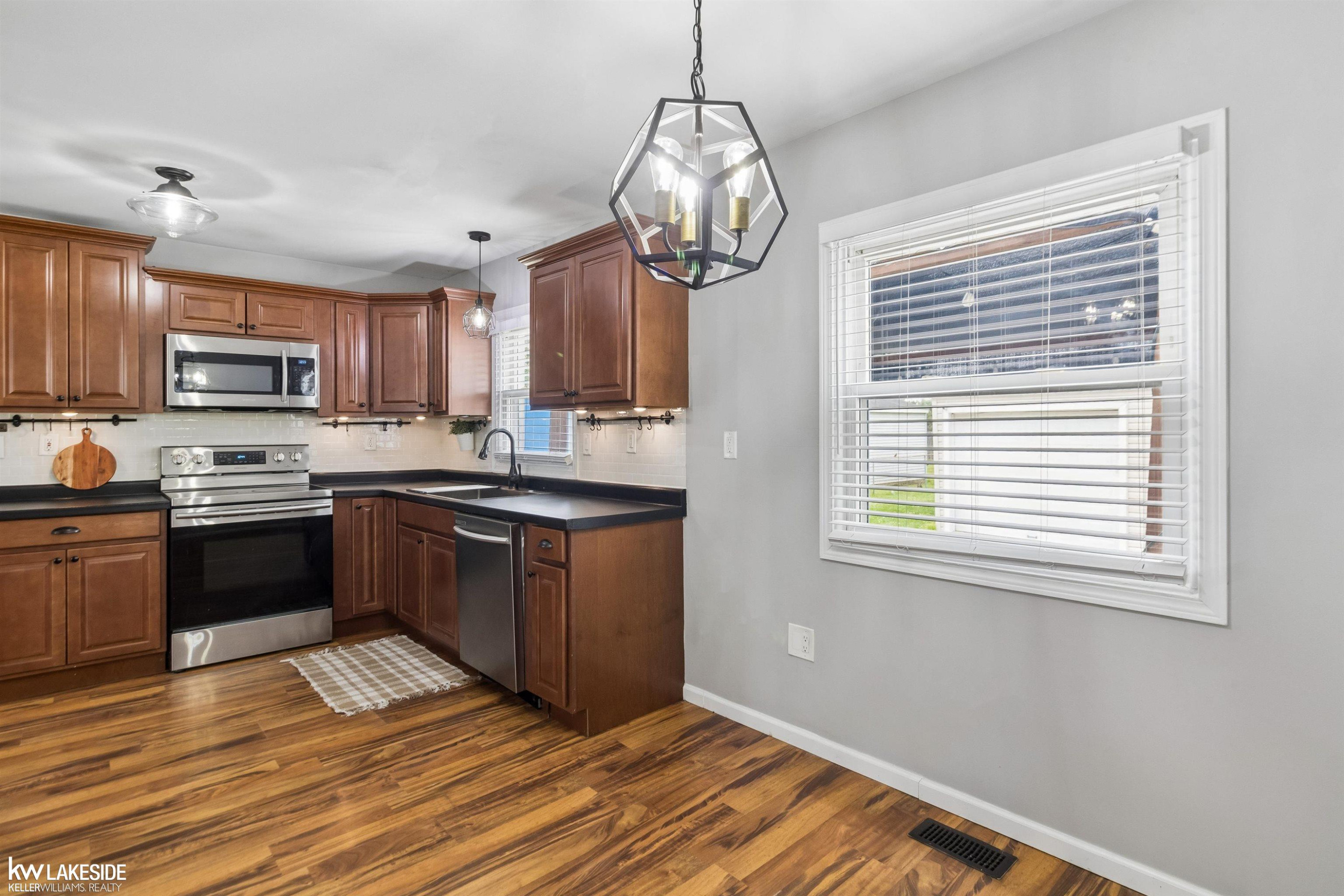229 N Wilson Boulevard, Mount Clemens, MI 48043 — Photo 23