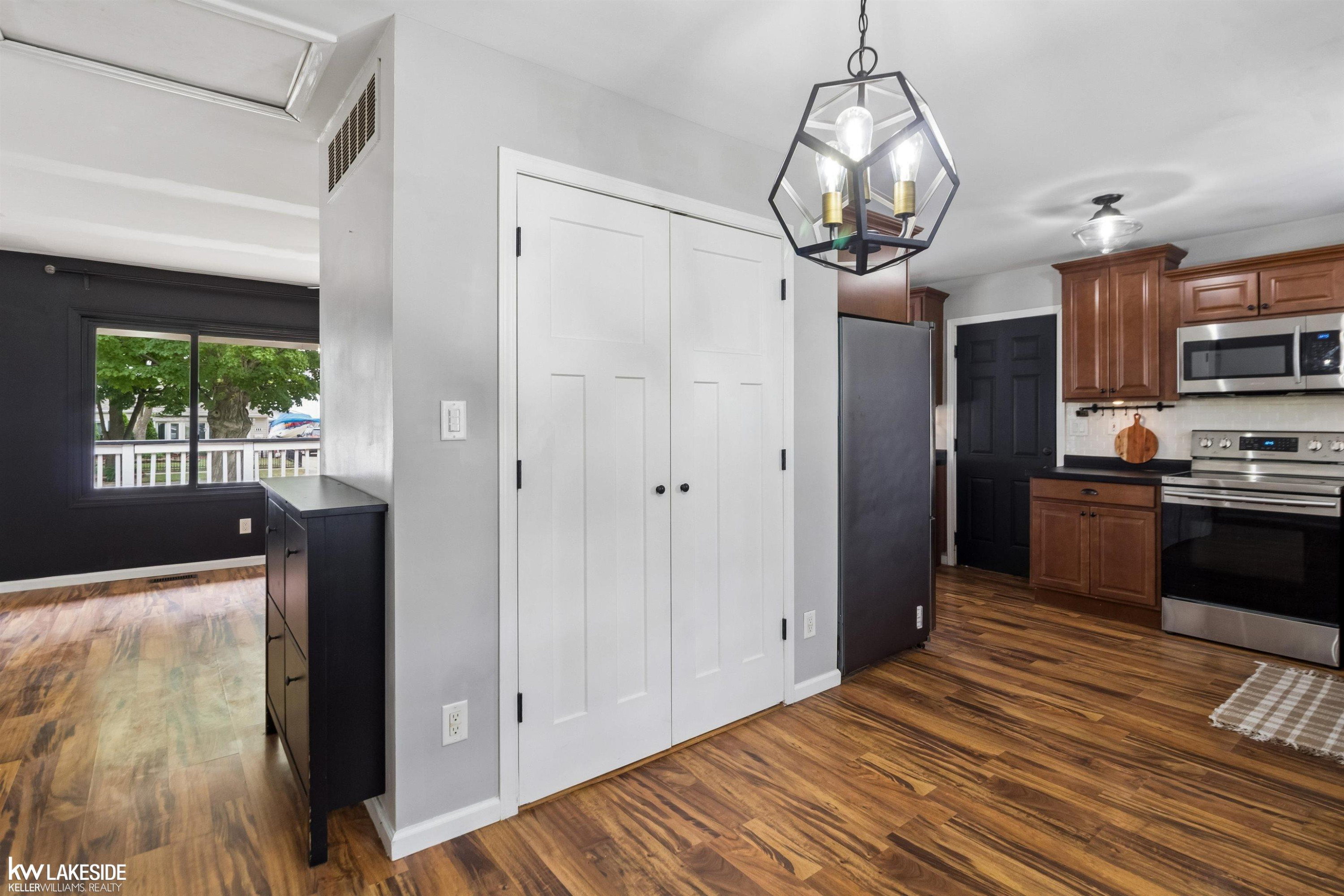 229 N Wilson Boulevard, Mount Clemens, MI 48043 — Photo 24