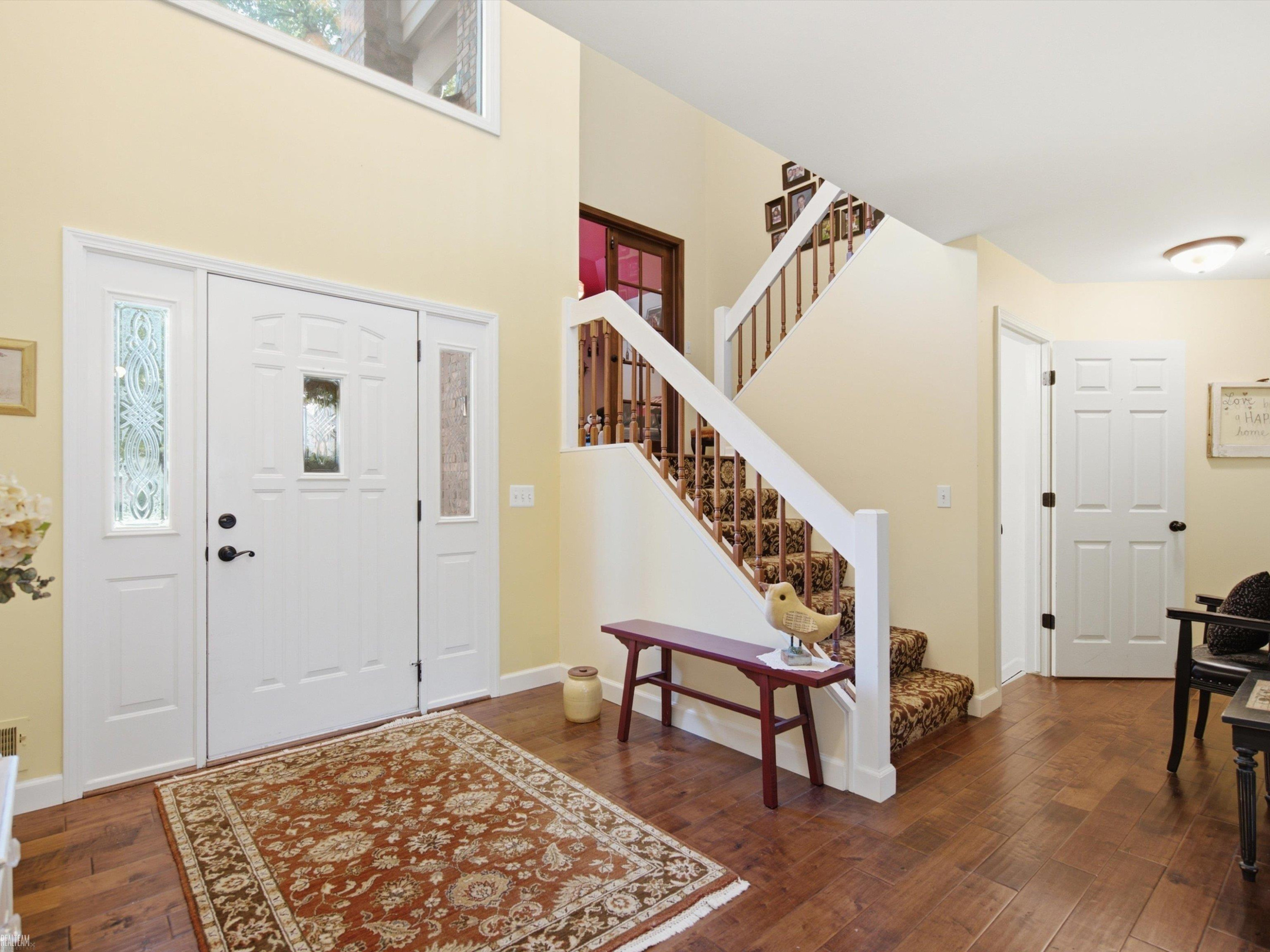 18036 N Lauren Drive, Clinton Twp, MI 48038 — Photo 4