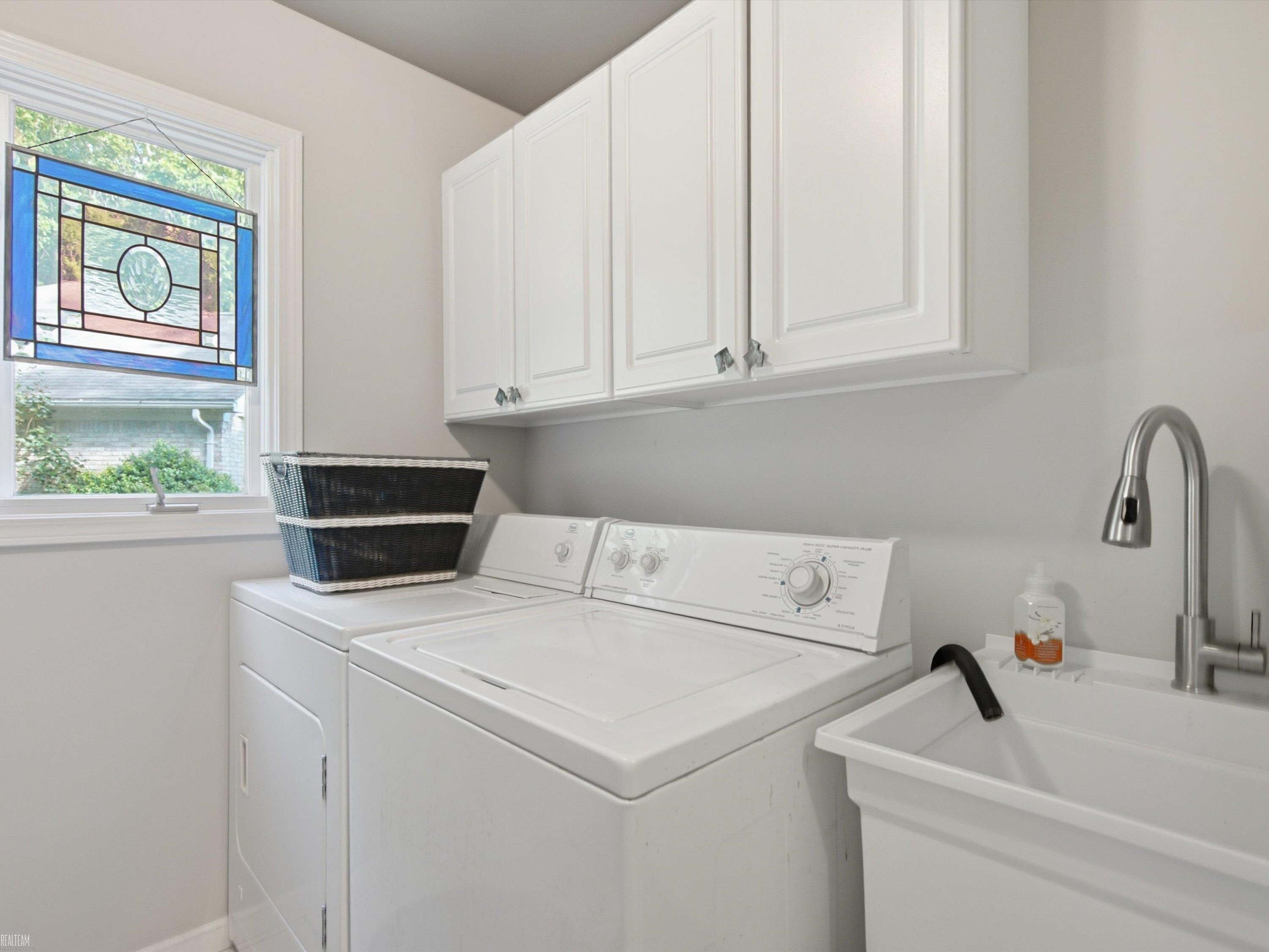 18036 N Lauren Drive, Clinton Twp, MI 48038 — Photo 16