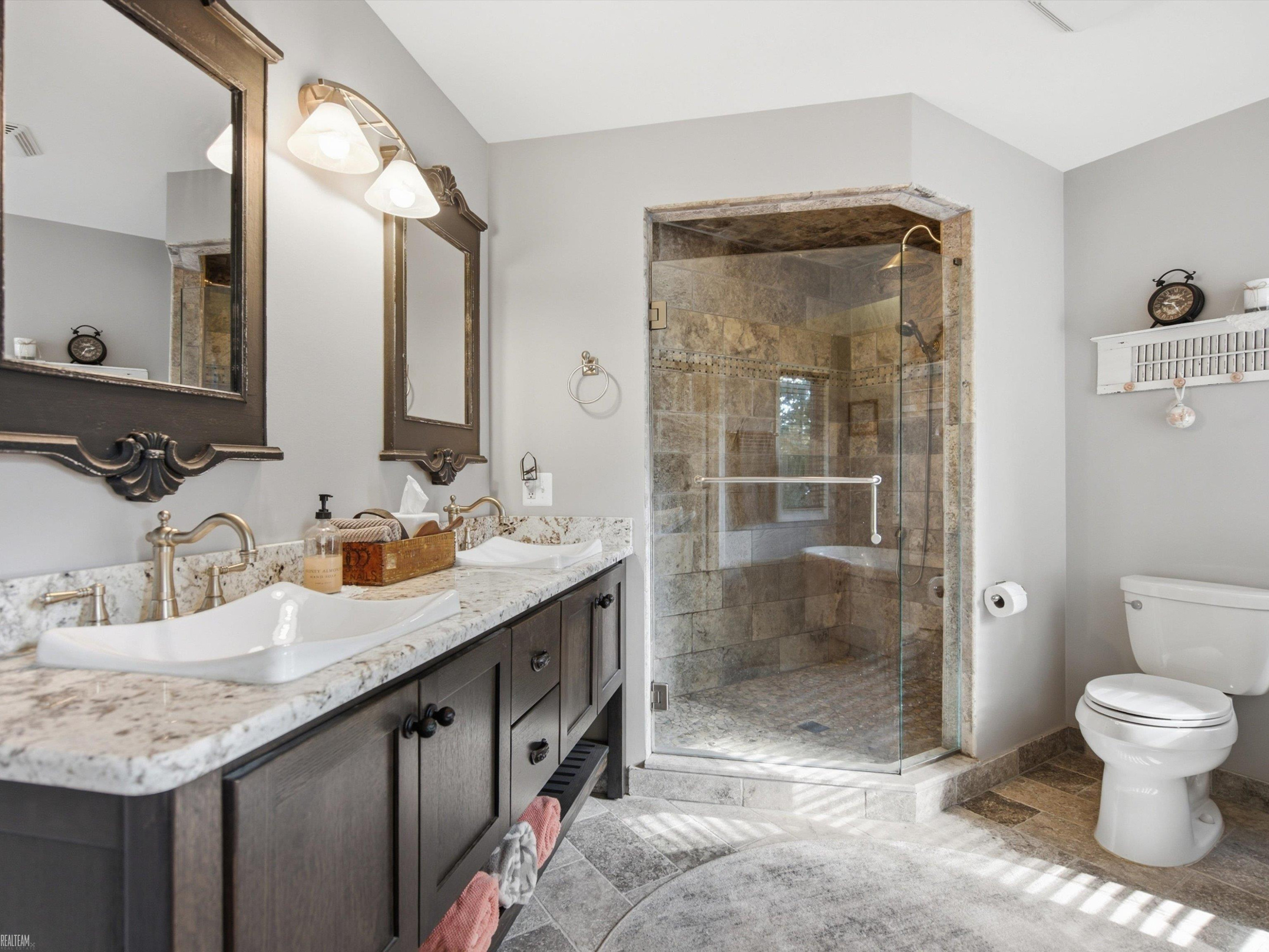 18036 N Lauren Drive, Clinton Twp, MI 48038 — Photo 18