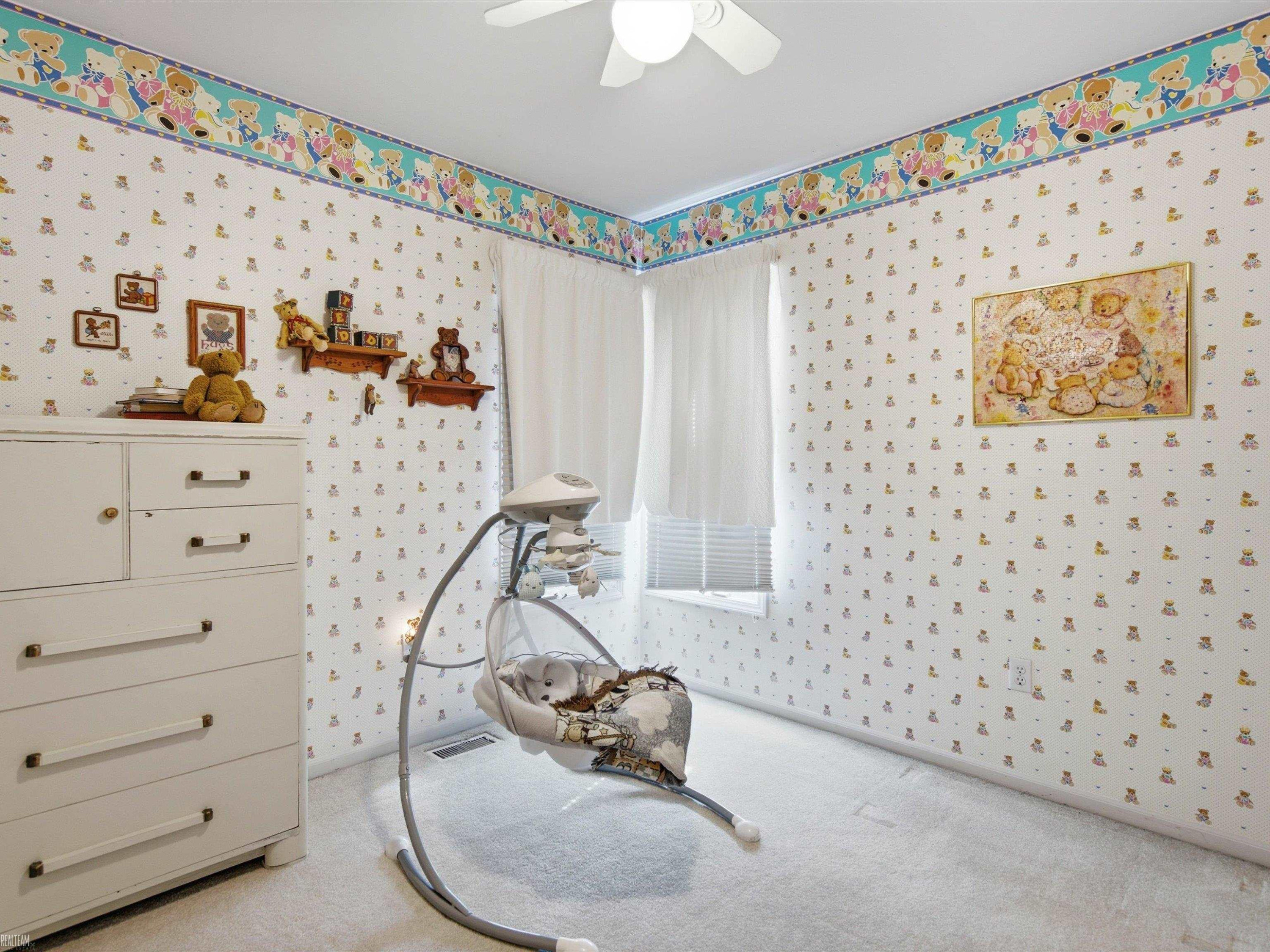 18036 N Lauren Drive, Clinton Twp, MI 48038 — Photo 25