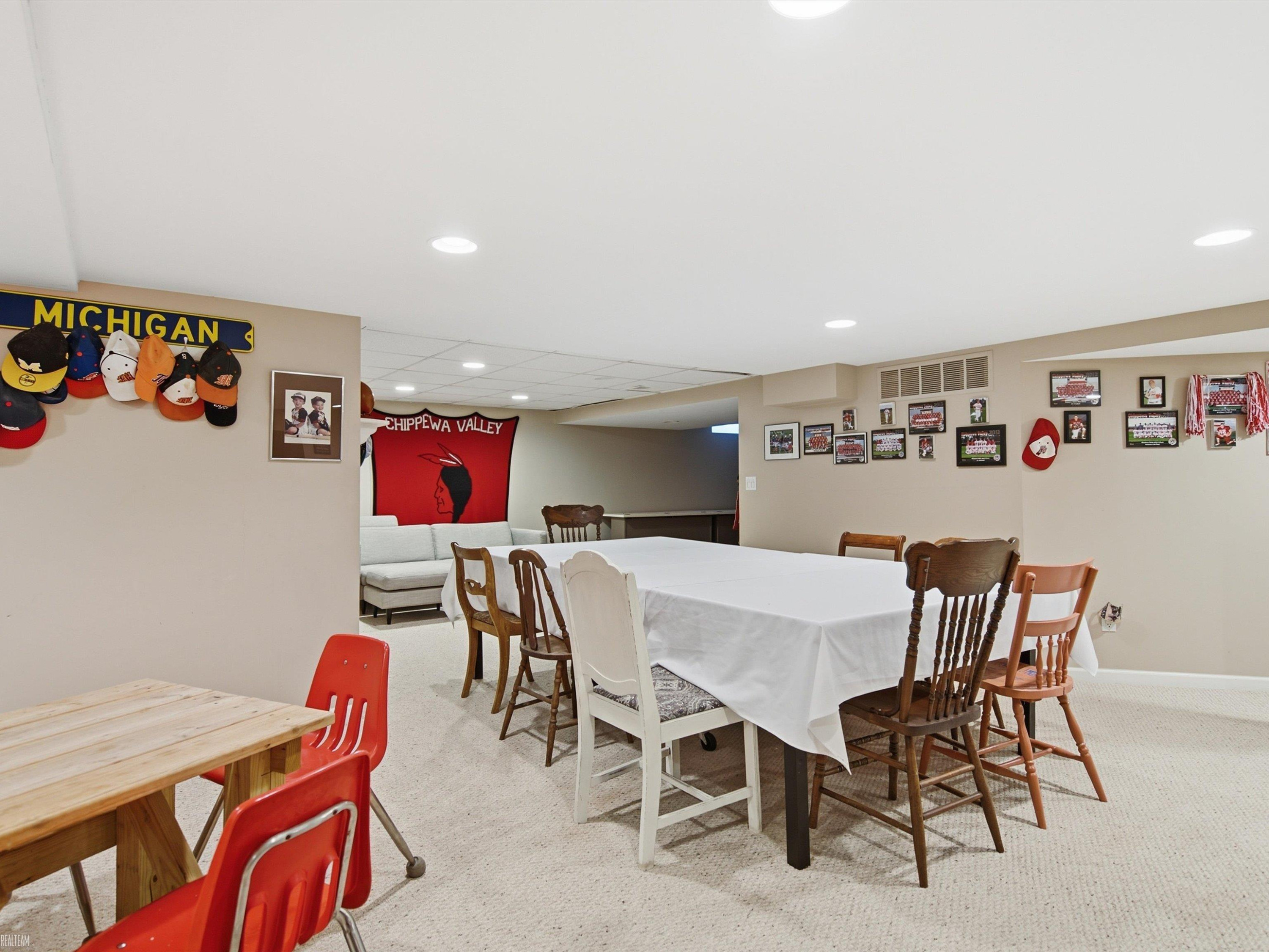 18036 N Lauren Drive, Clinton Twp, MI 48038 — Photo 30