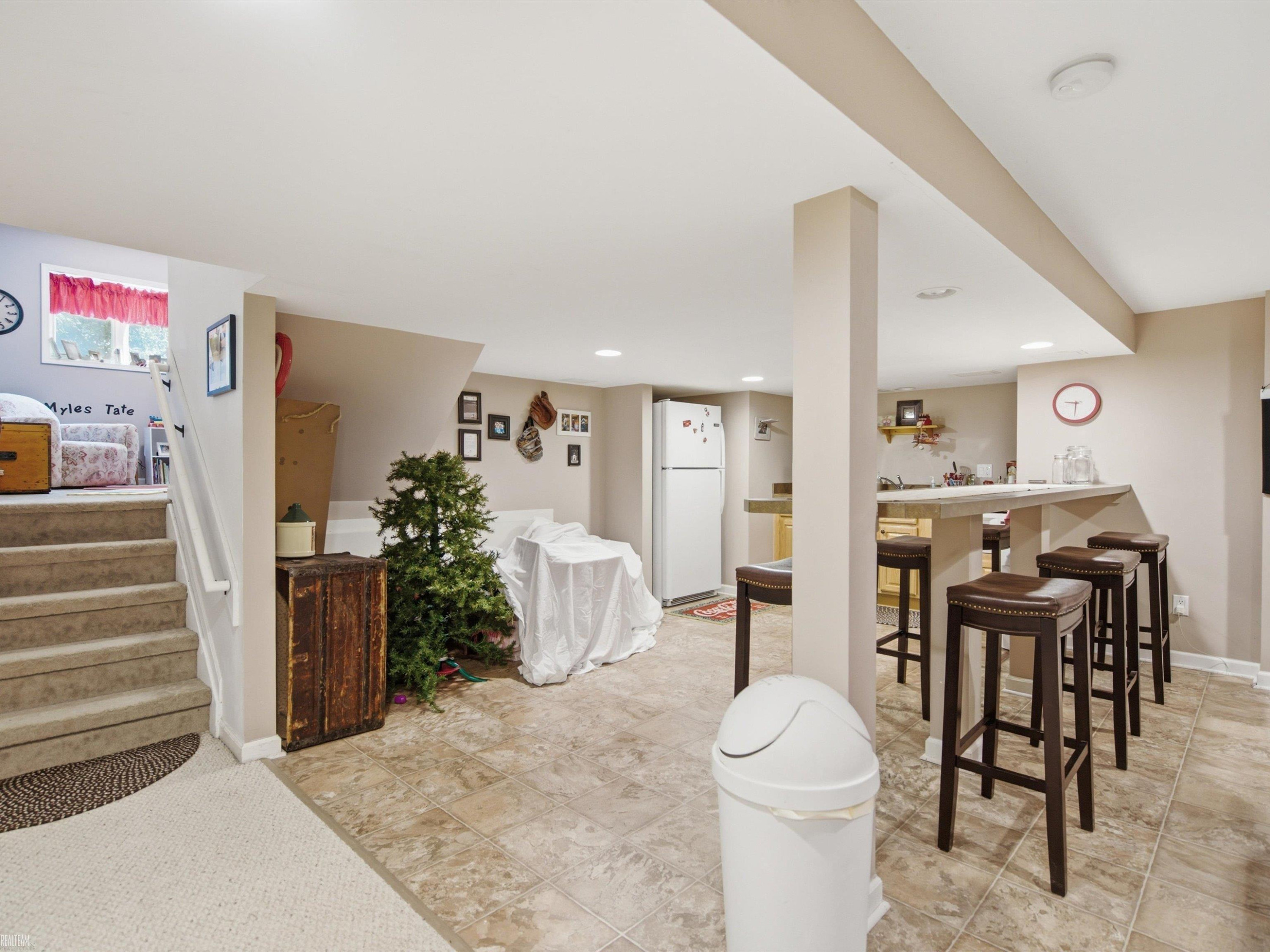 18036 N Lauren Drive, Clinton Twp, MI 48038 — Photo 32