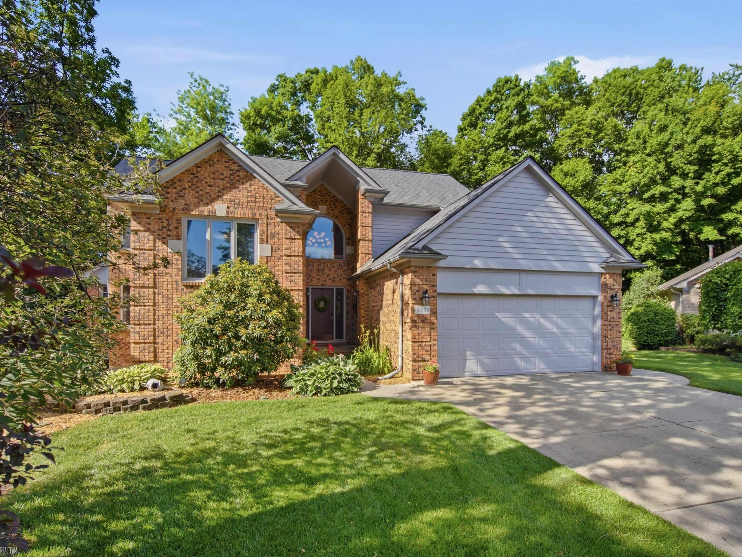 18036 N Lauren Drive, Clinton Twp, MI 48038 — Photo 35
