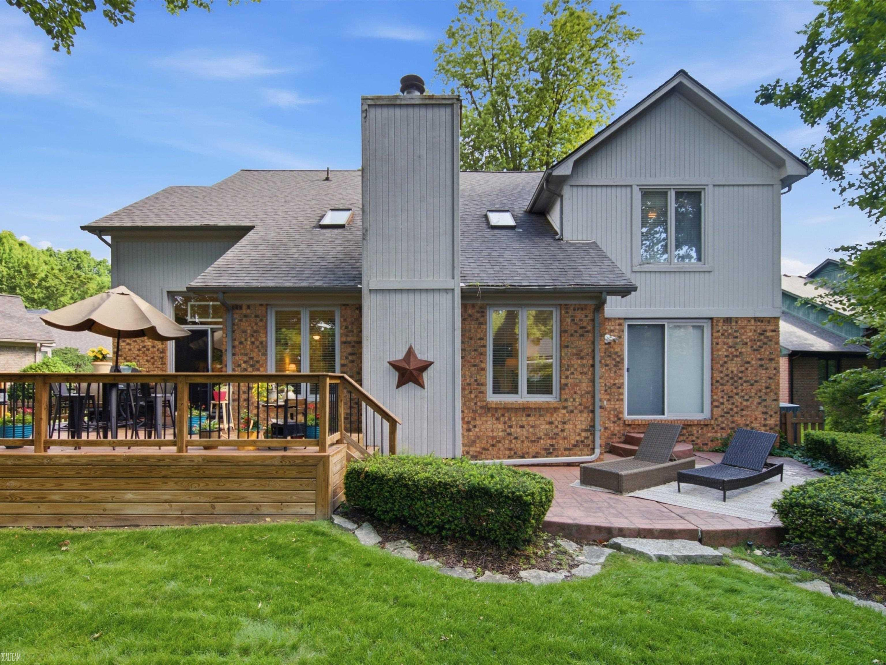 18036 N Lauren Drive, Clinton Twp, MI 48038 — Photo 38