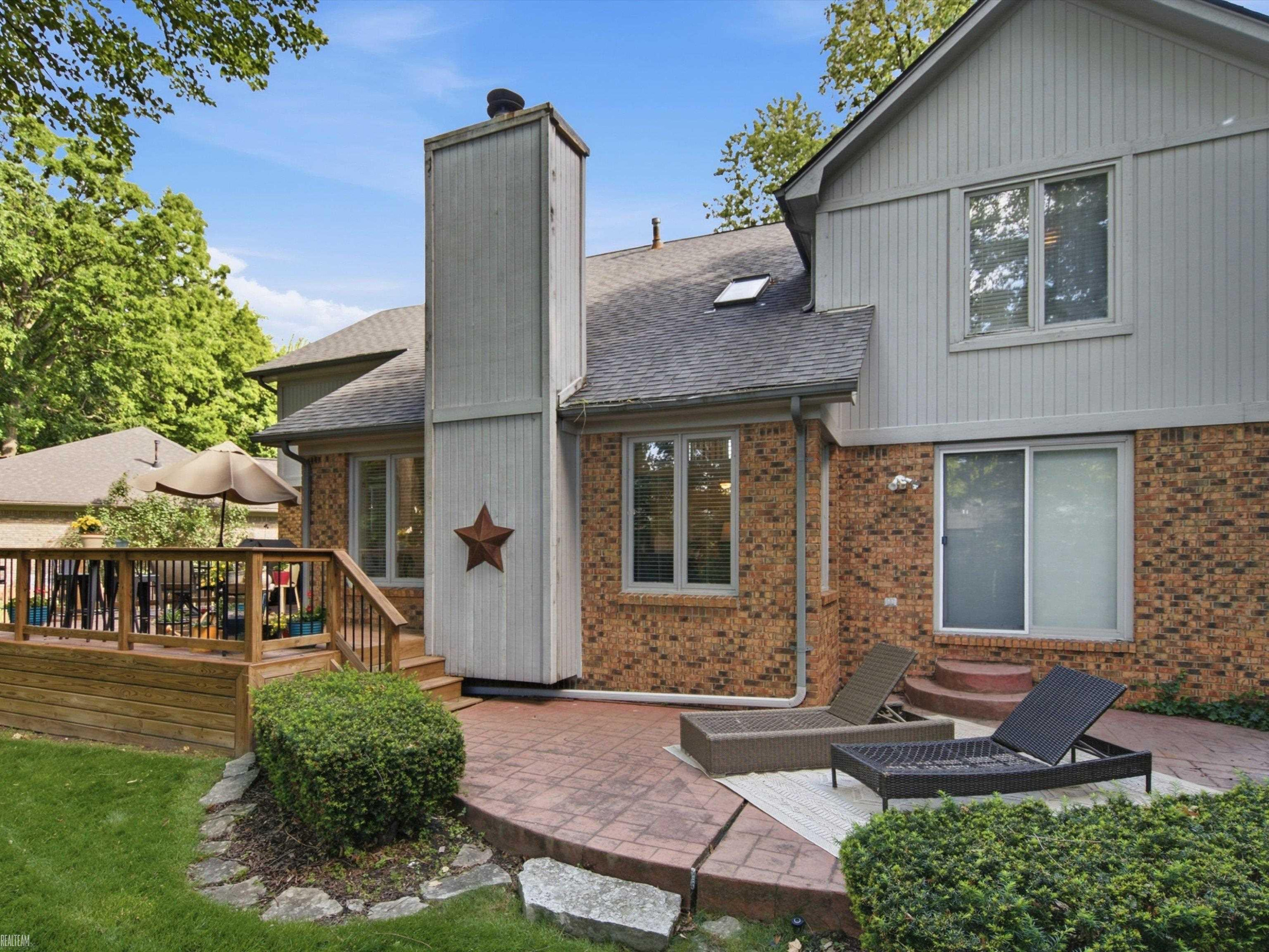 18036 N Lauren Drive, Clinton Twp, MI 48038 — Photo 39